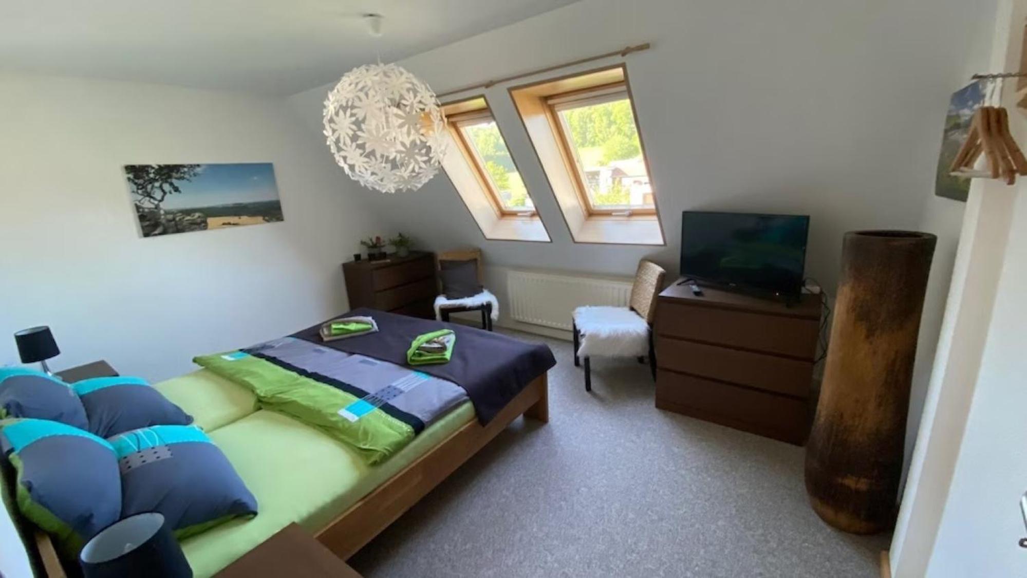 Two-Bedroom Apartment with Mountain View