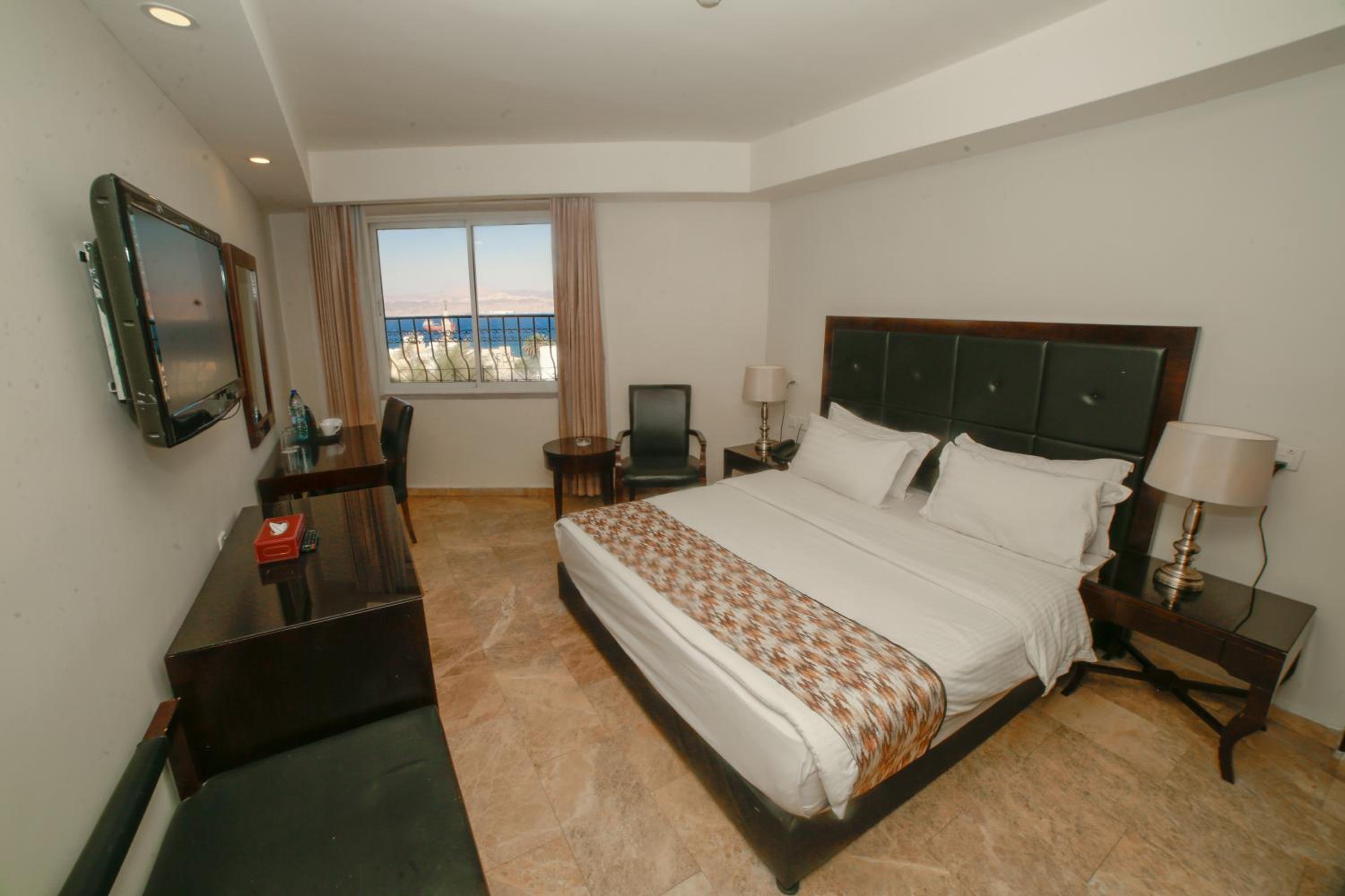 King Room with Sea View - Photo 7