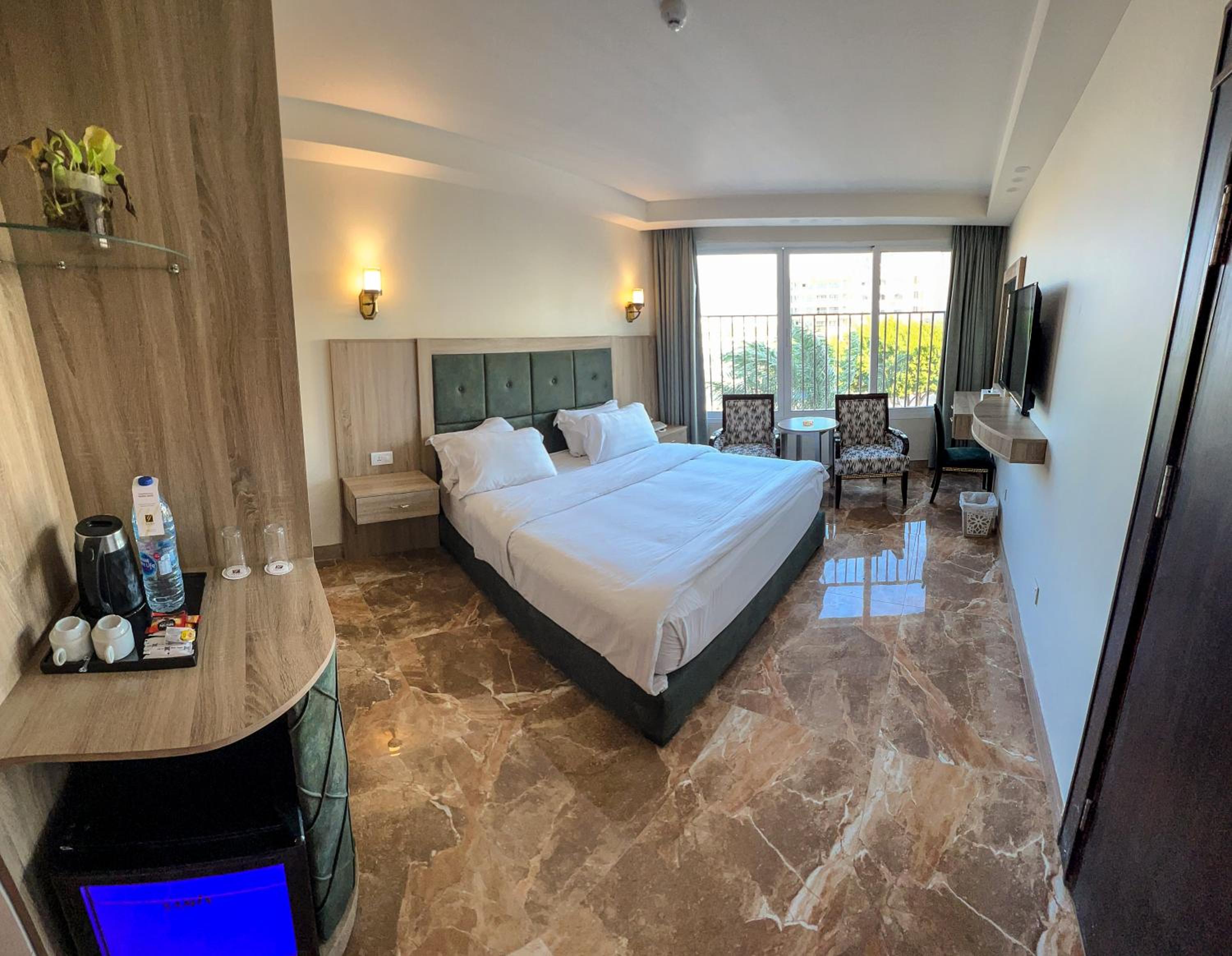 King Room with Sea View - Photo 9