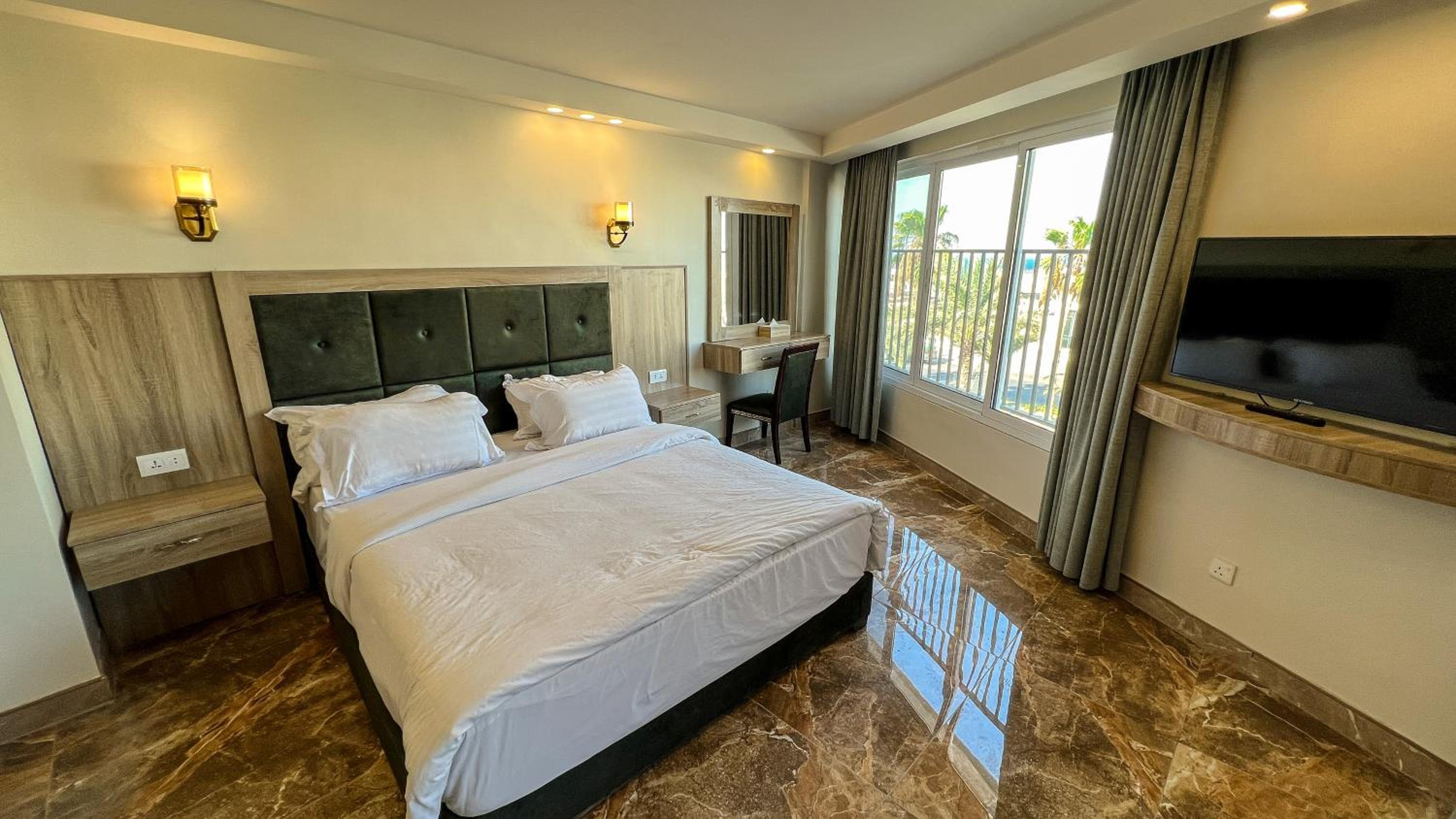 Family Room with Sea View photo 3