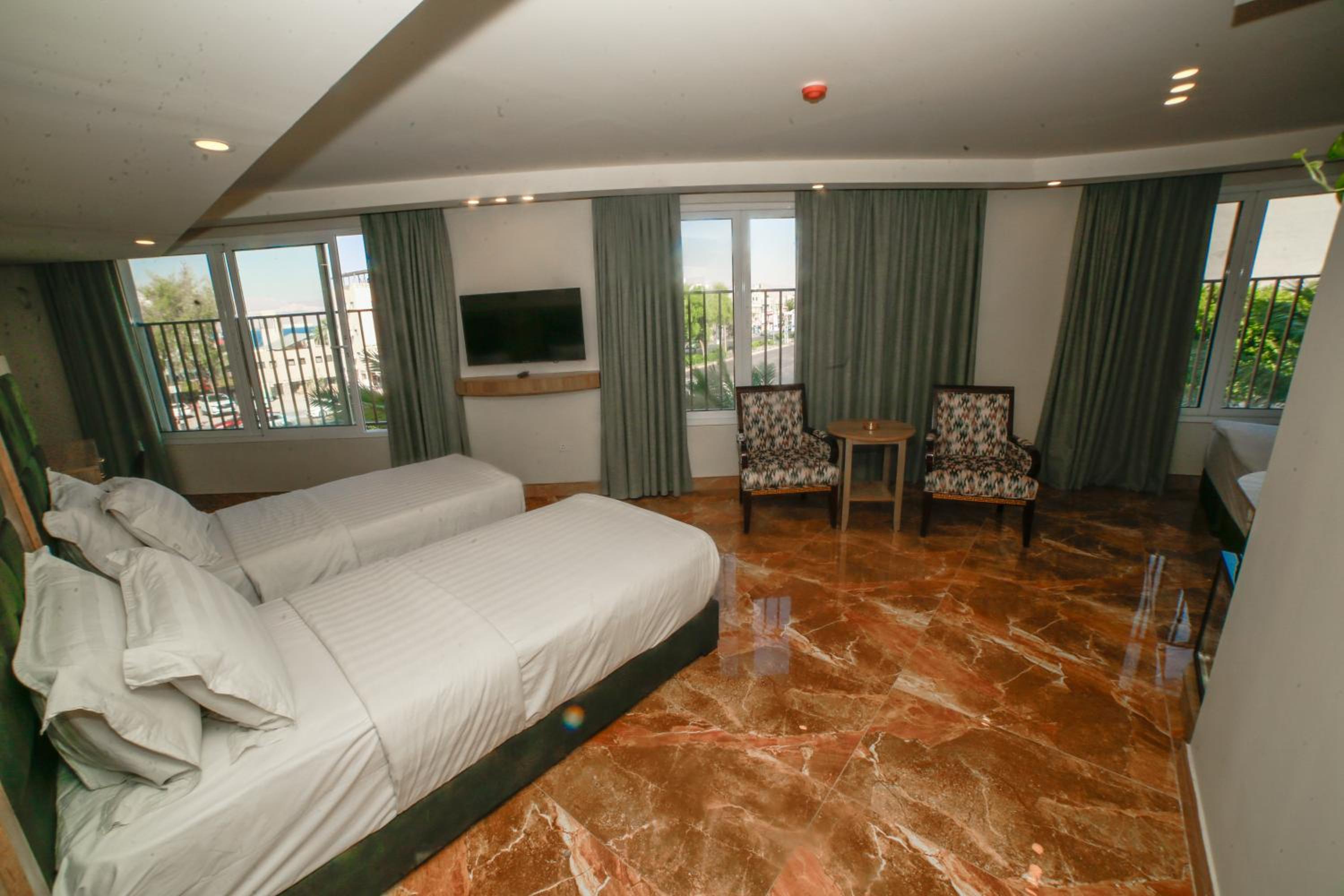 Family Room with Sea View photo 1