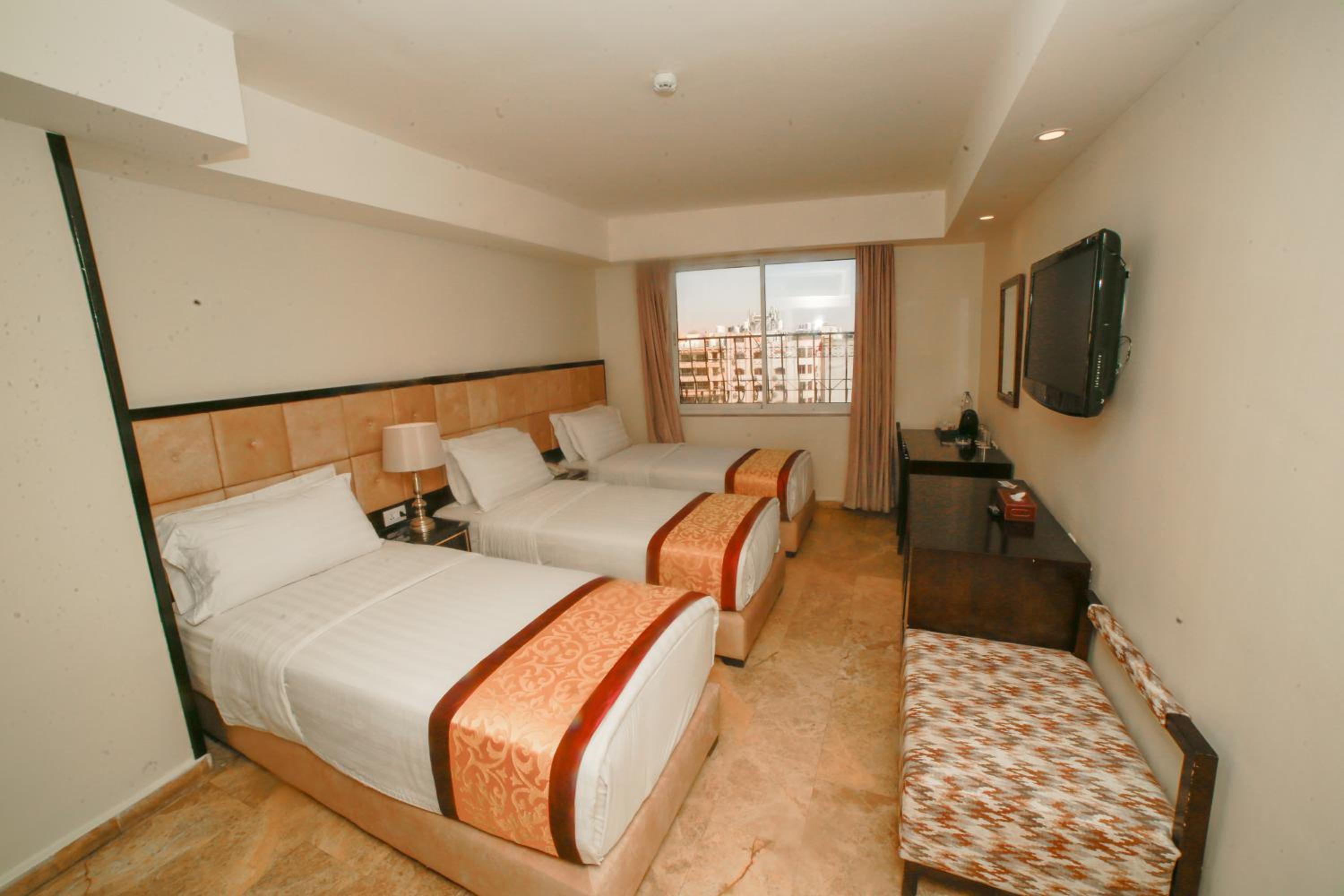 Triple Room with Sea View - Photo 2