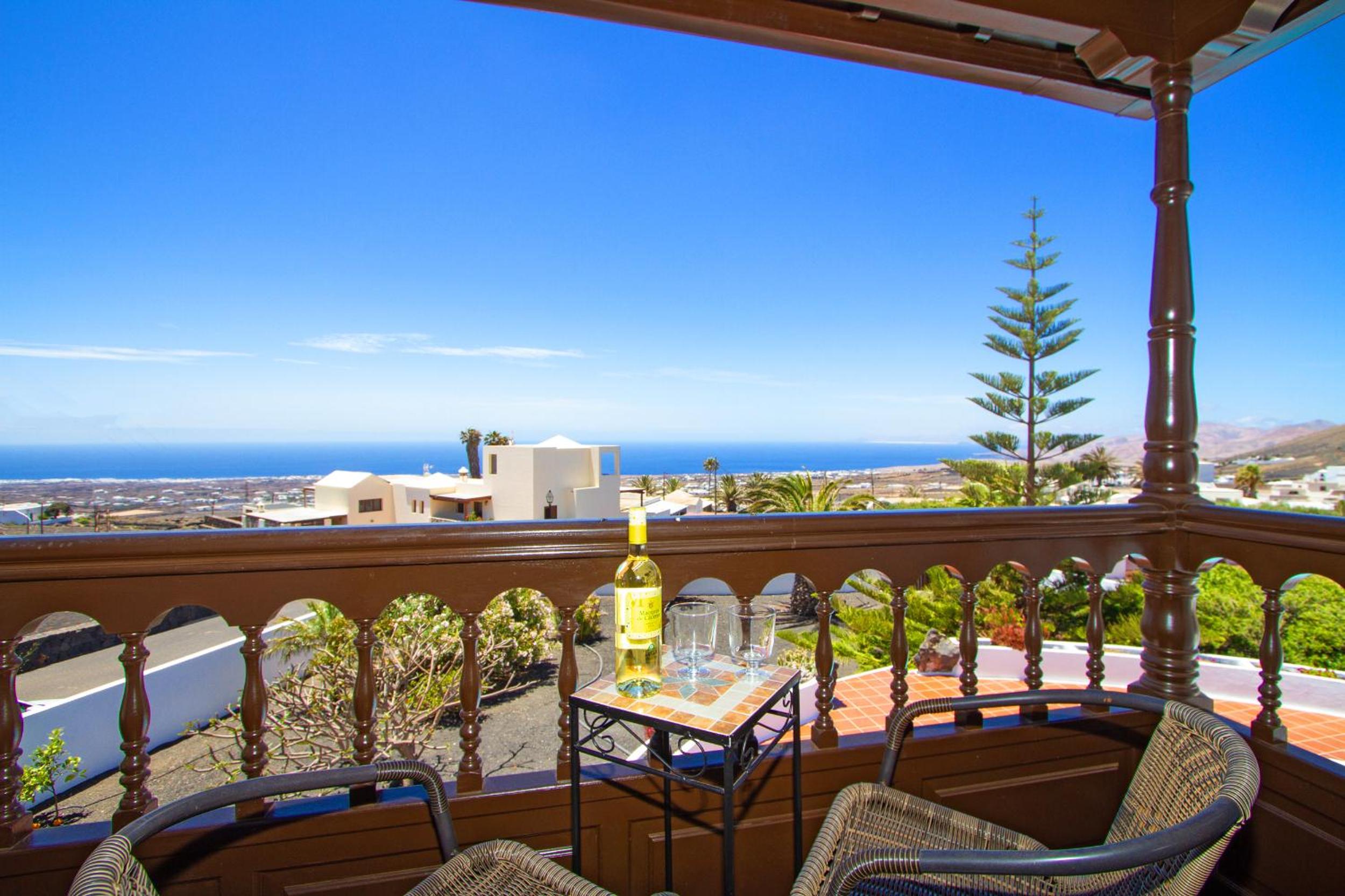 Villa with Sea View photo 2