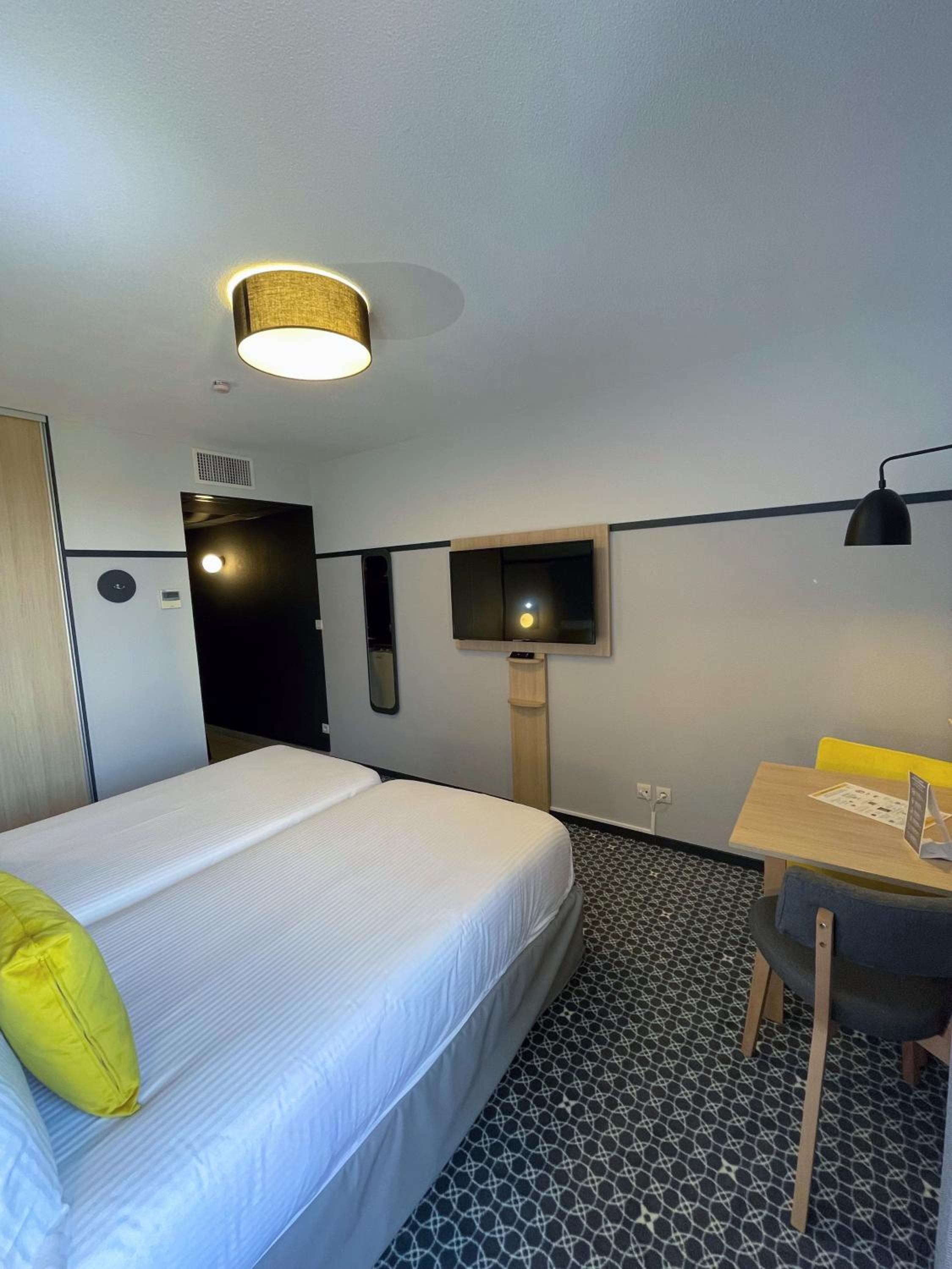 Standard Studio (2 Adults) - Photo 4