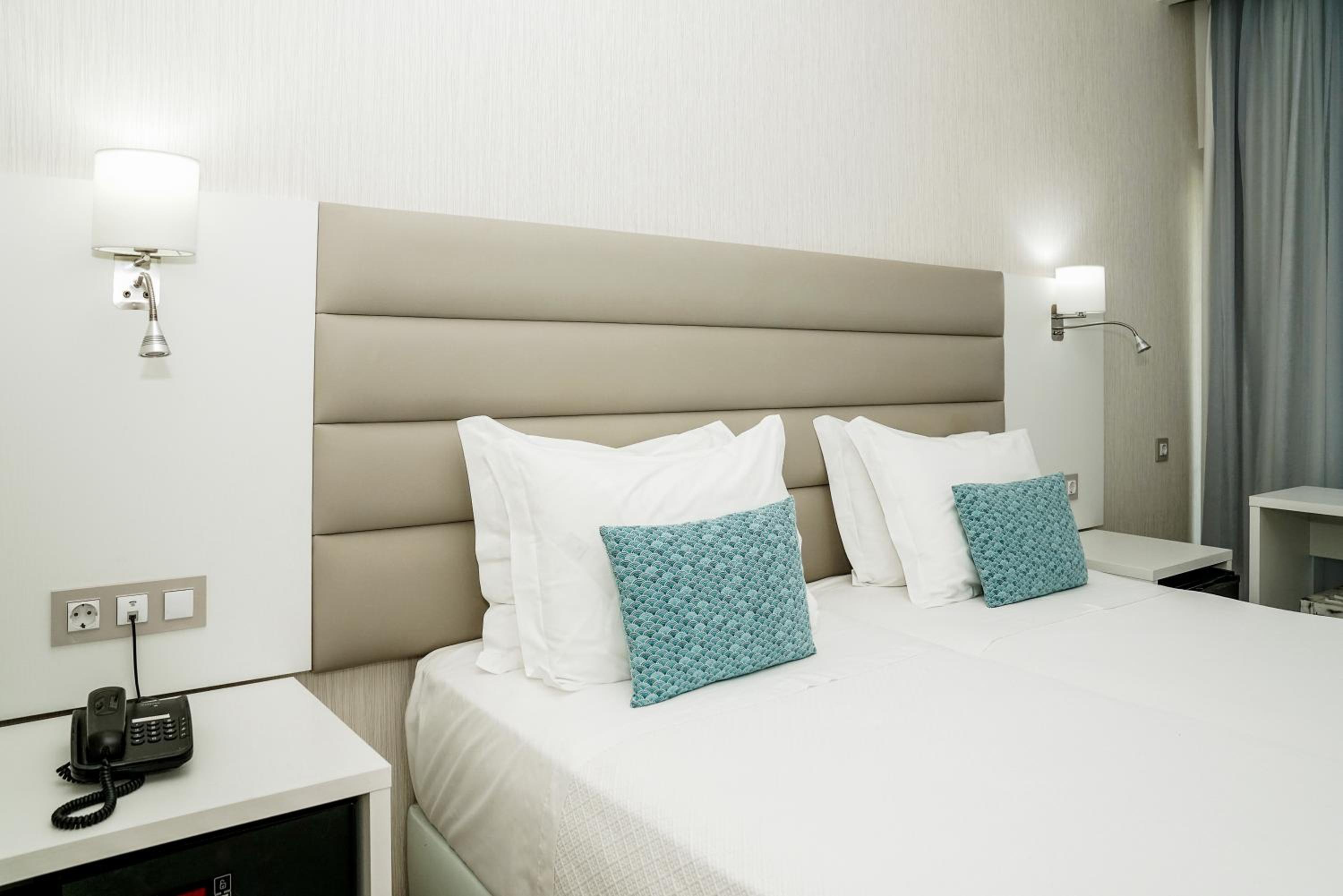 Standard Double Room - Photo 3