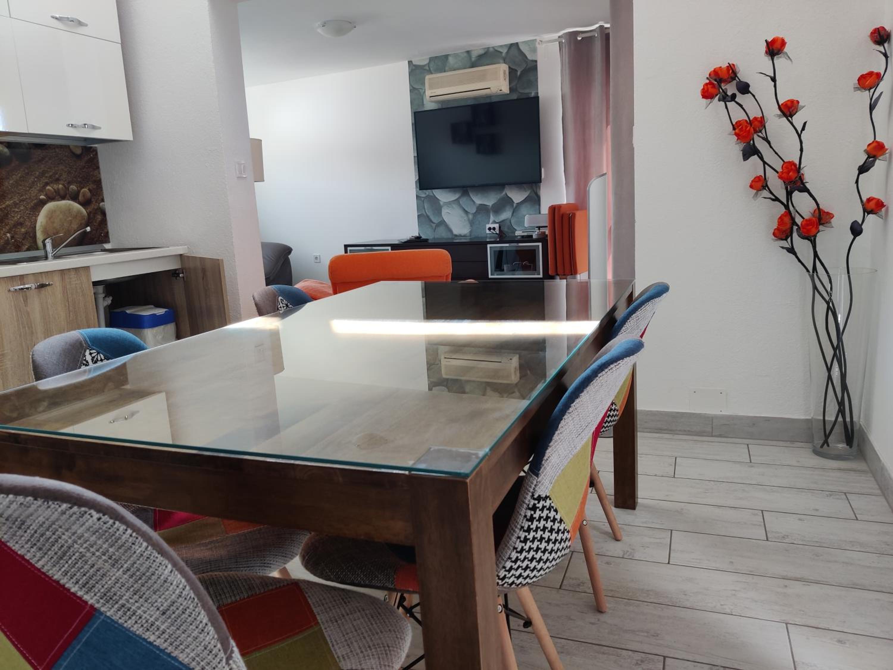 Penthouse Apartment - Photo 11