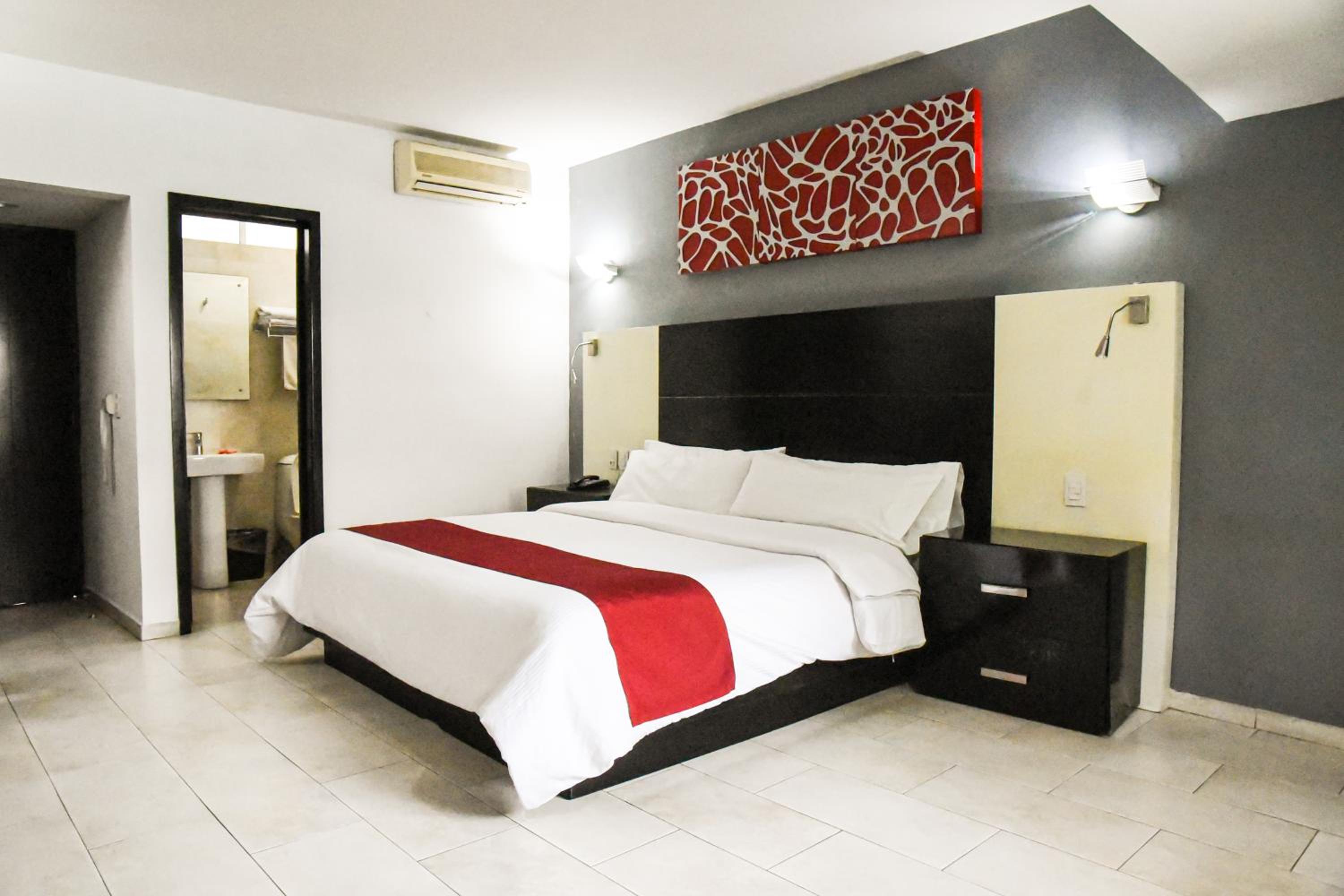 Standard King Room