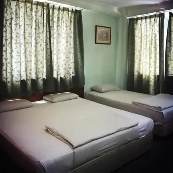 Deluxe Triple Room - Photo 3