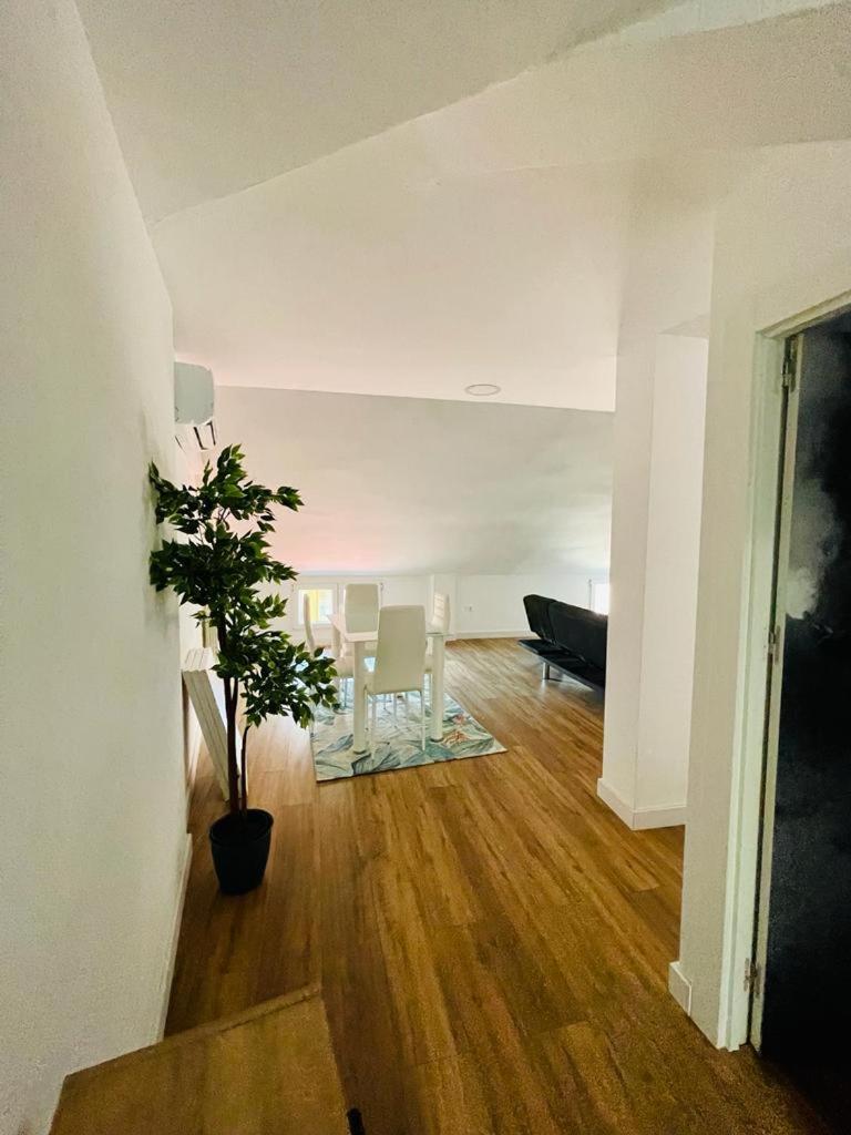 Two-Bedroom Apartment photo 2