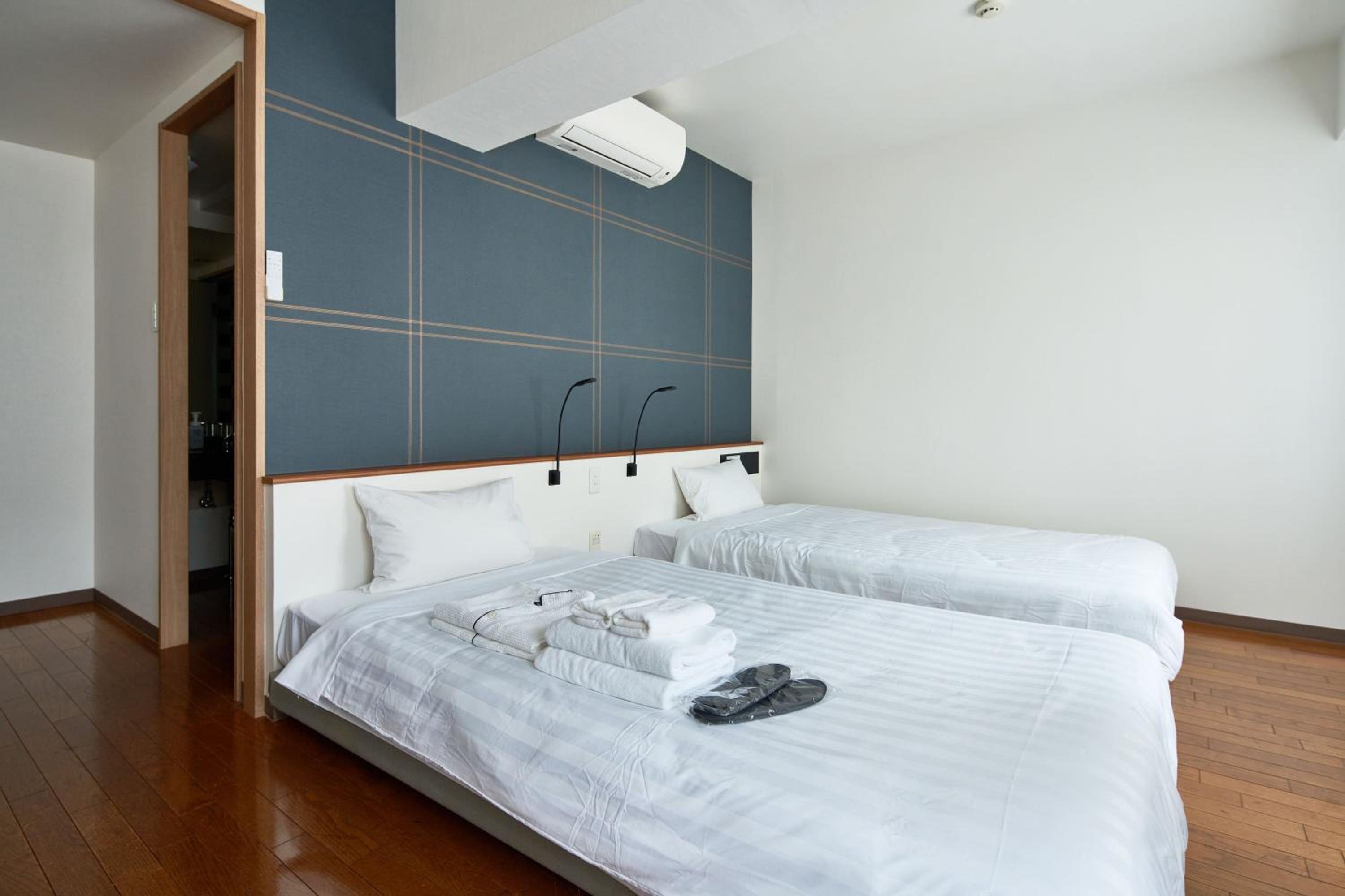 Comfort Twin Room - Smoking - No Cleaning for Consecutive Night Stays