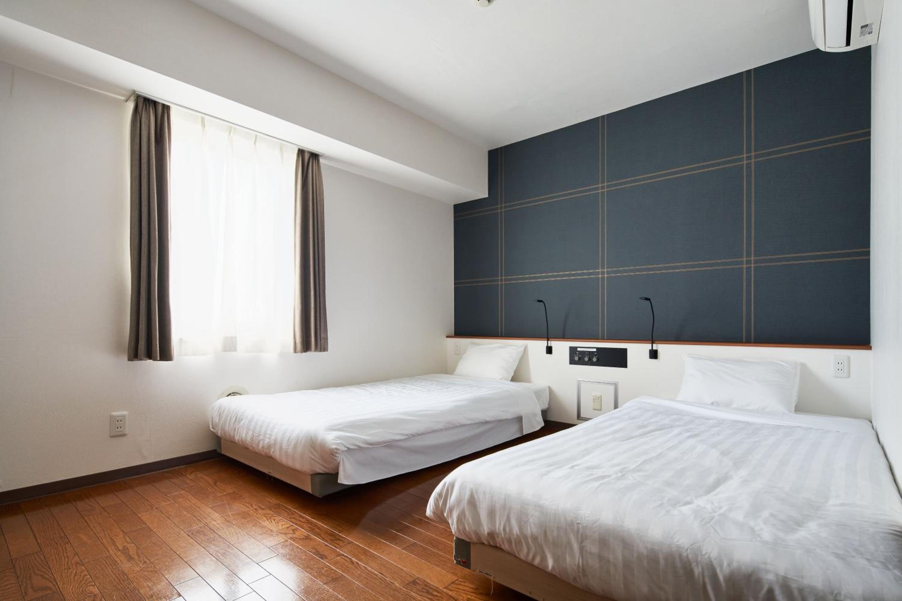 Twin Room - Non-Smoking - No Cleaning for Consecutive Night Stays