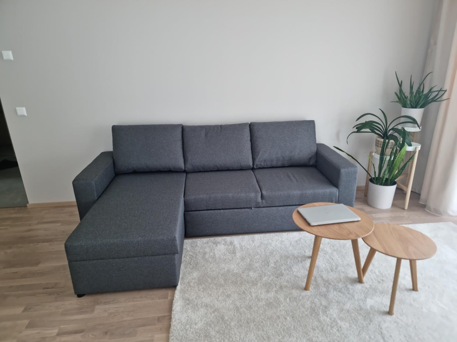 One-Bedroom Apartment photo 2