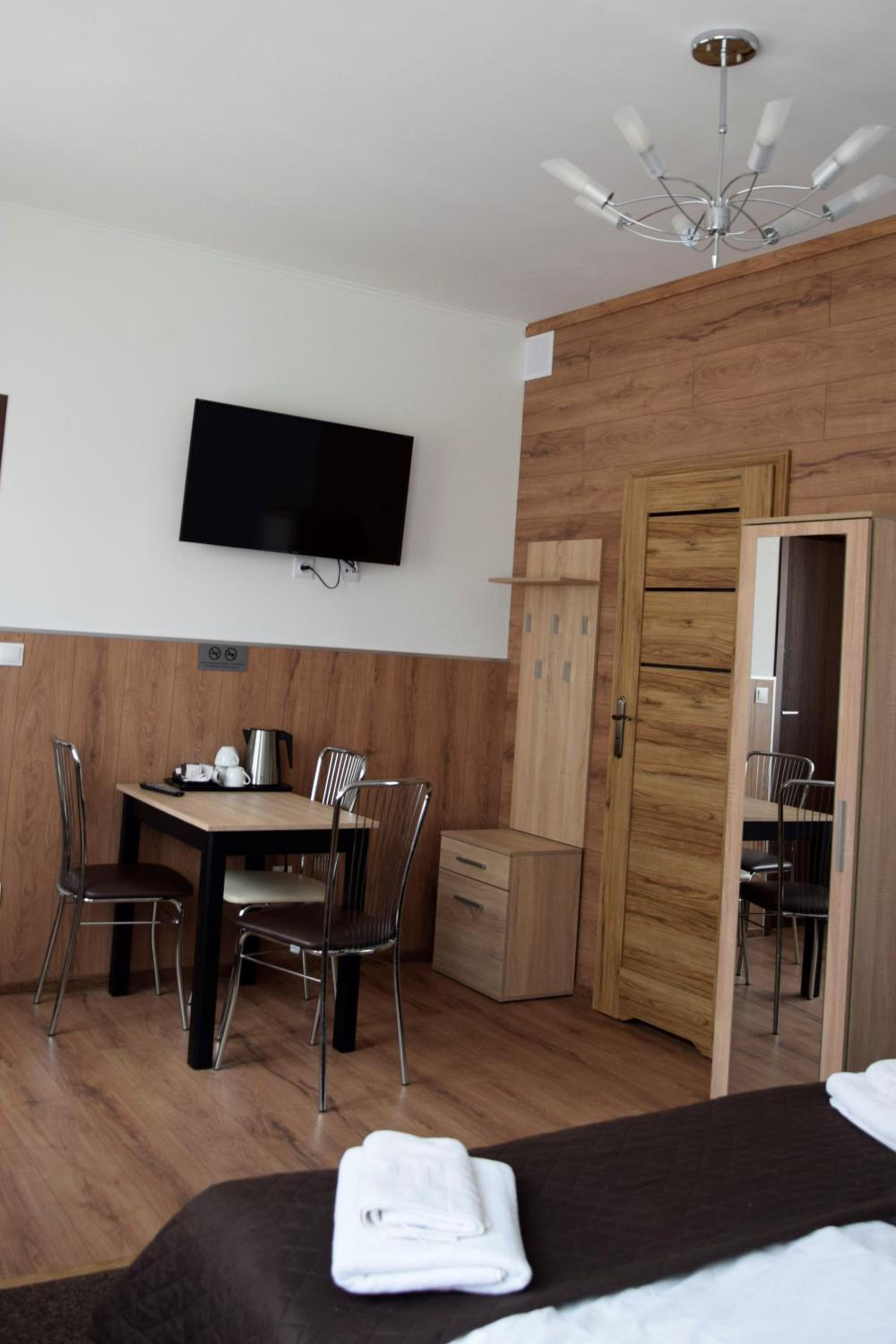 Standard Triple Room - Photo 16
