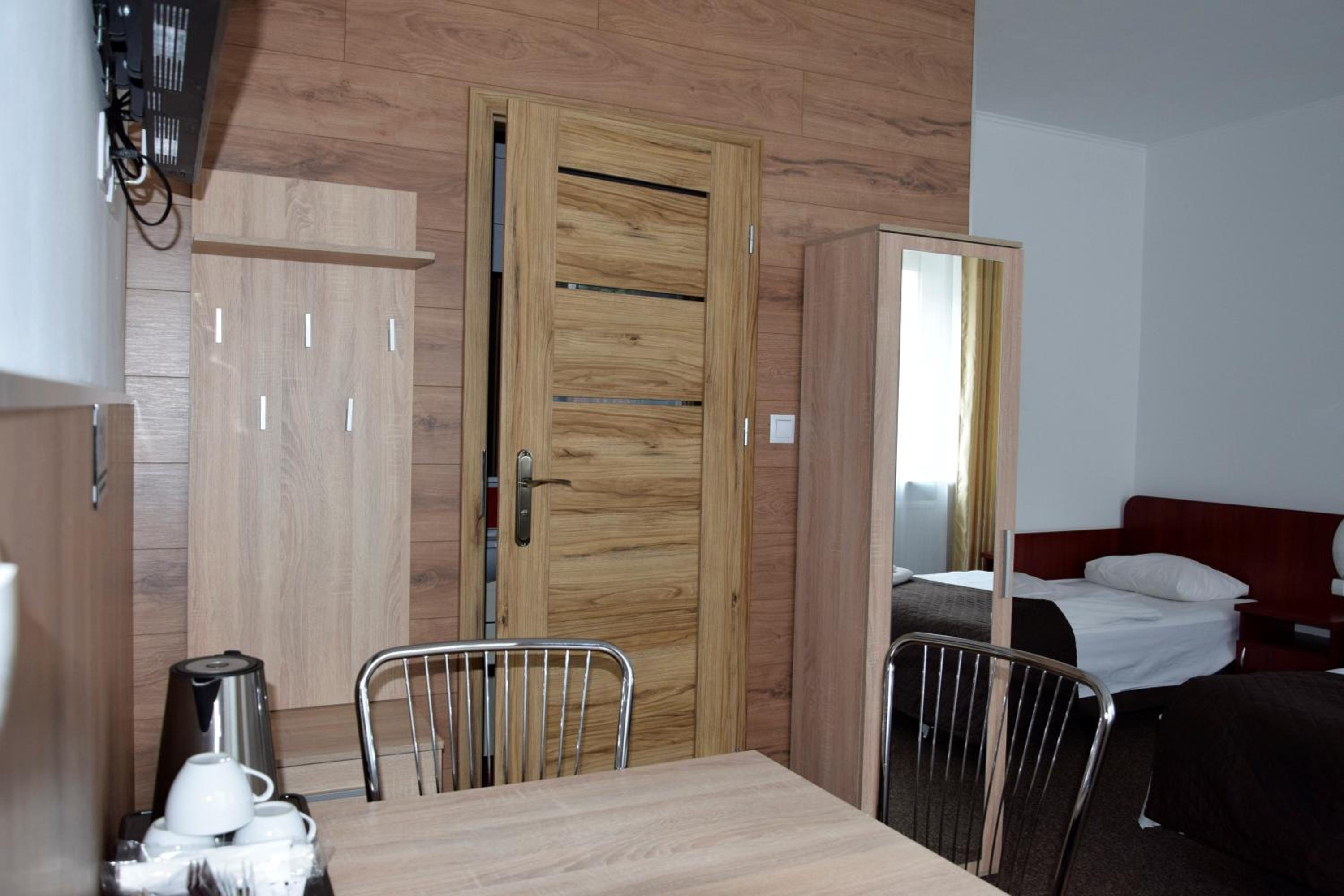 Standard Triple Room - Photo 15