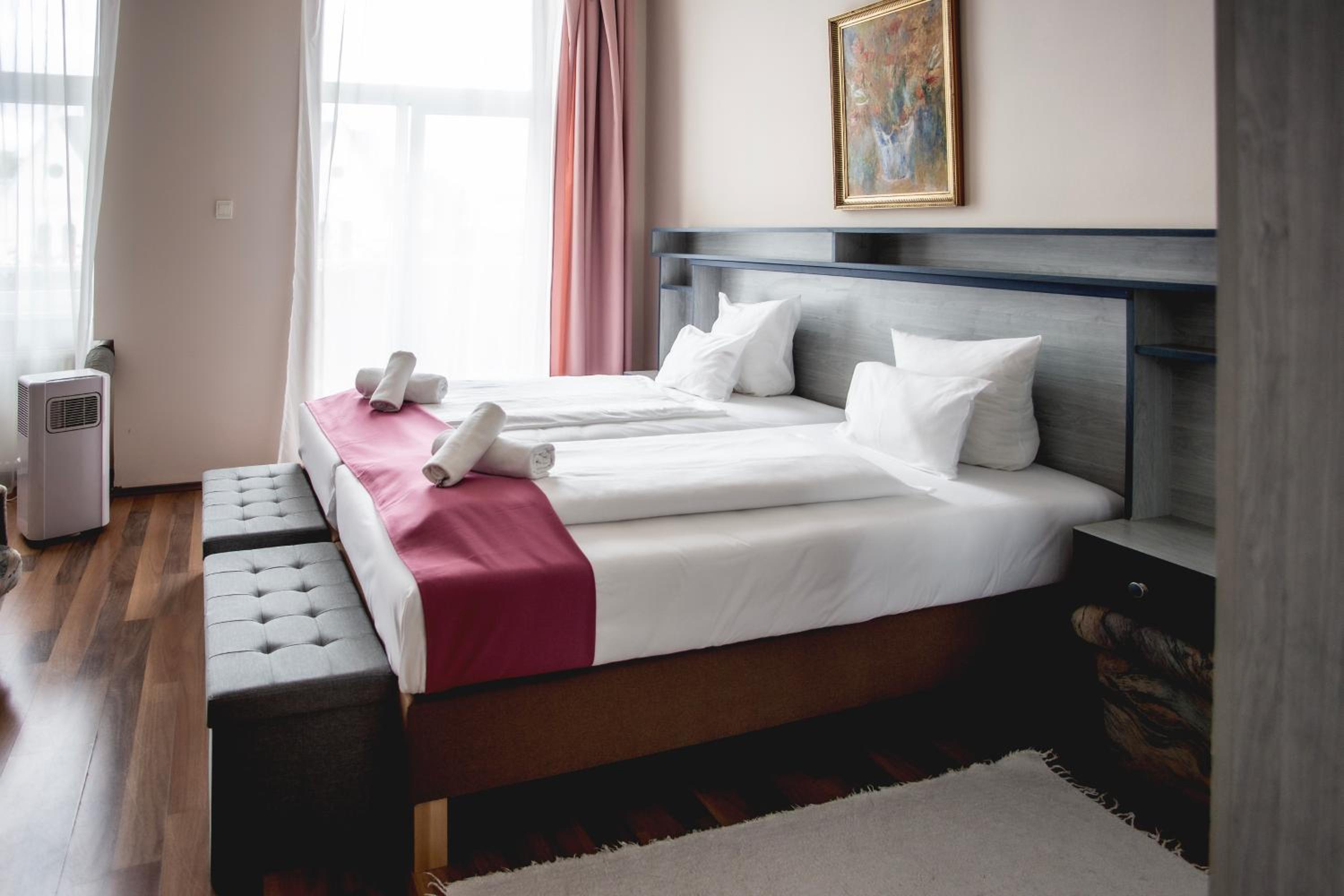 Deluxe Double or Twin Room - Photo 1