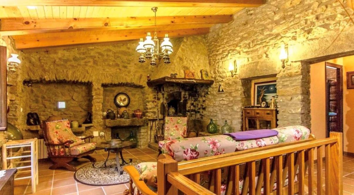 Villa de Tres Habitaciones