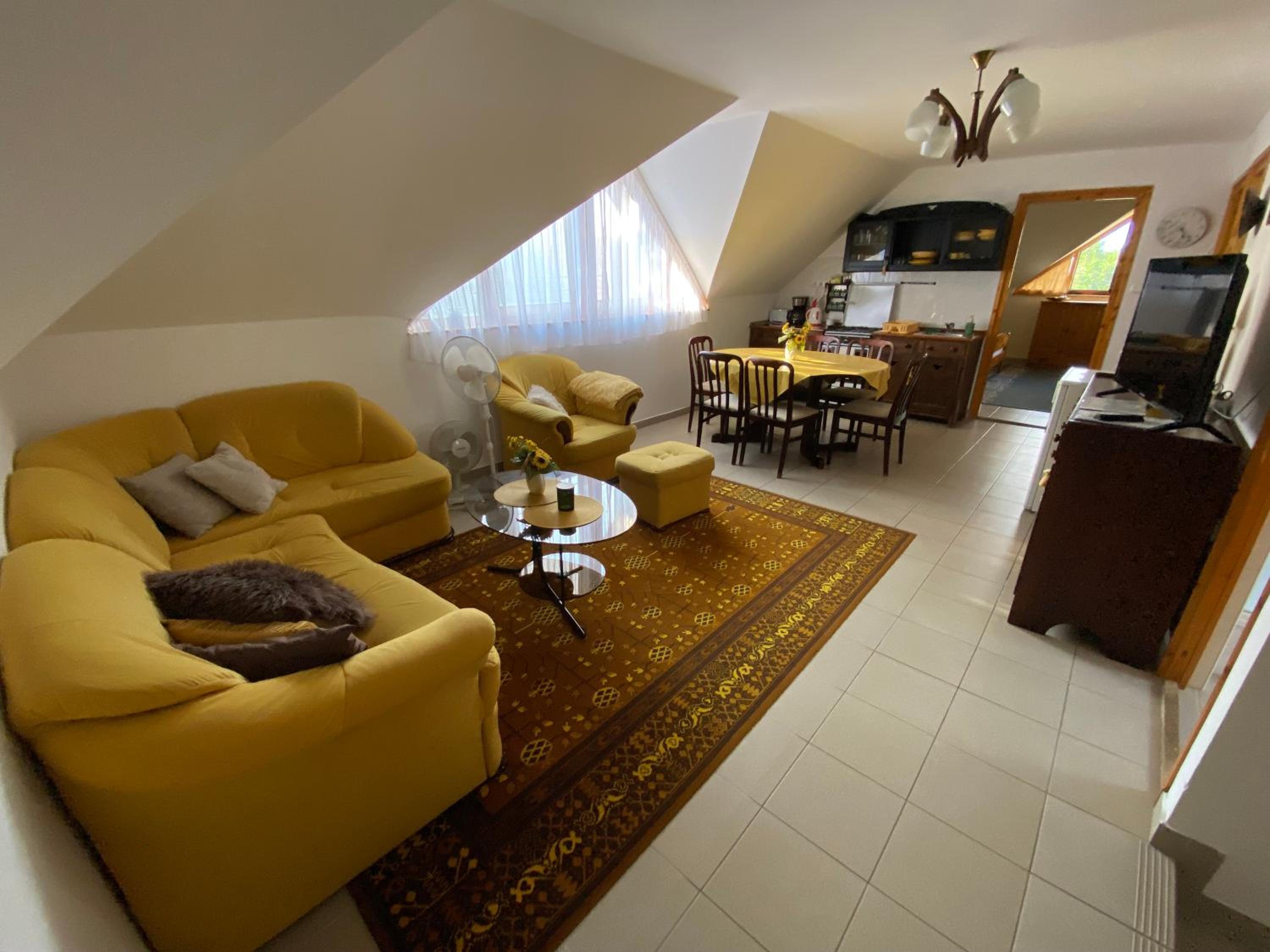 Three-Bedroom Apartment - Photo 7