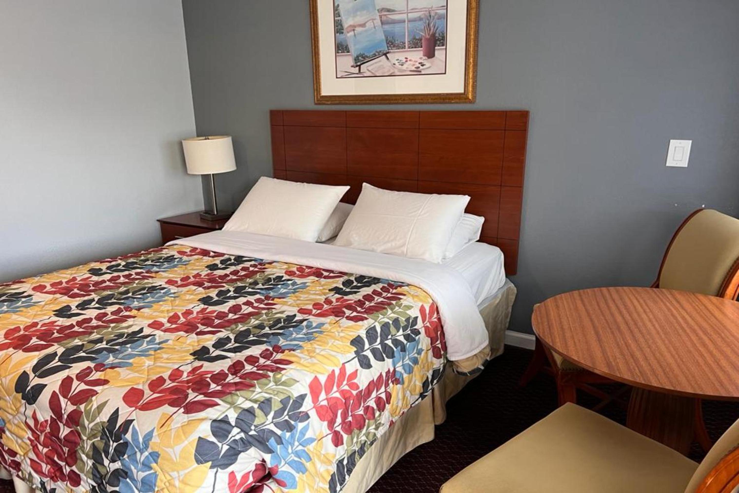 Family Double Room - Photo 9