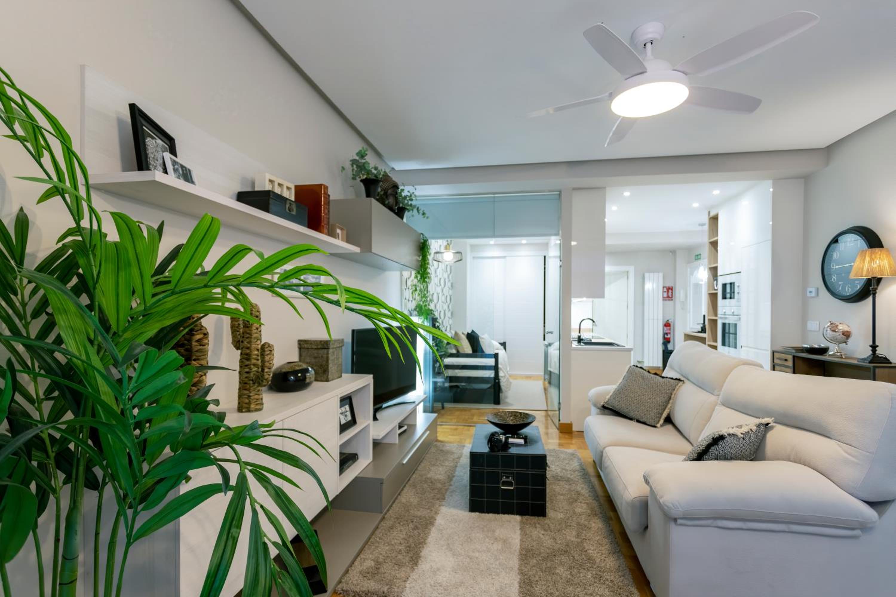 Two-Bedroom Apartment - Photo 30