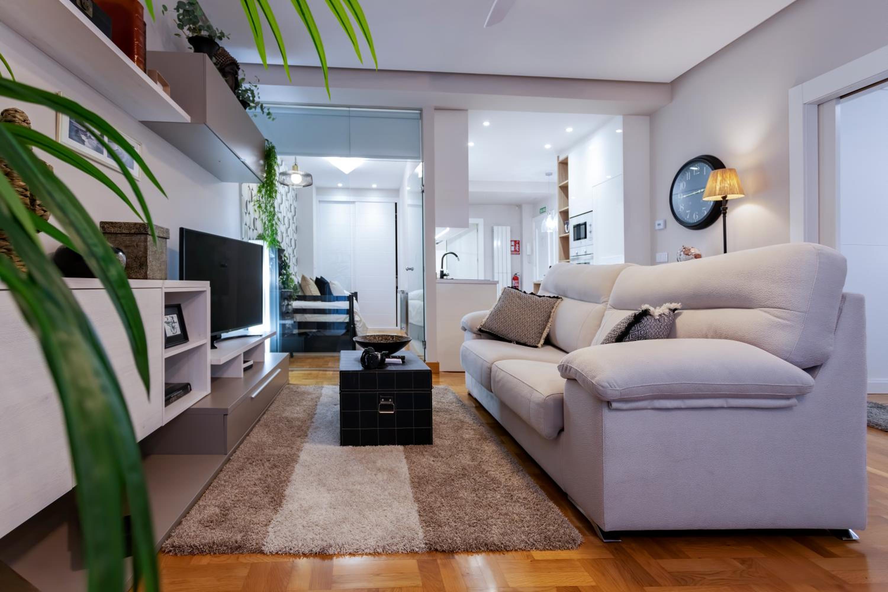 Two-Bedroom Apartment - Photo 18