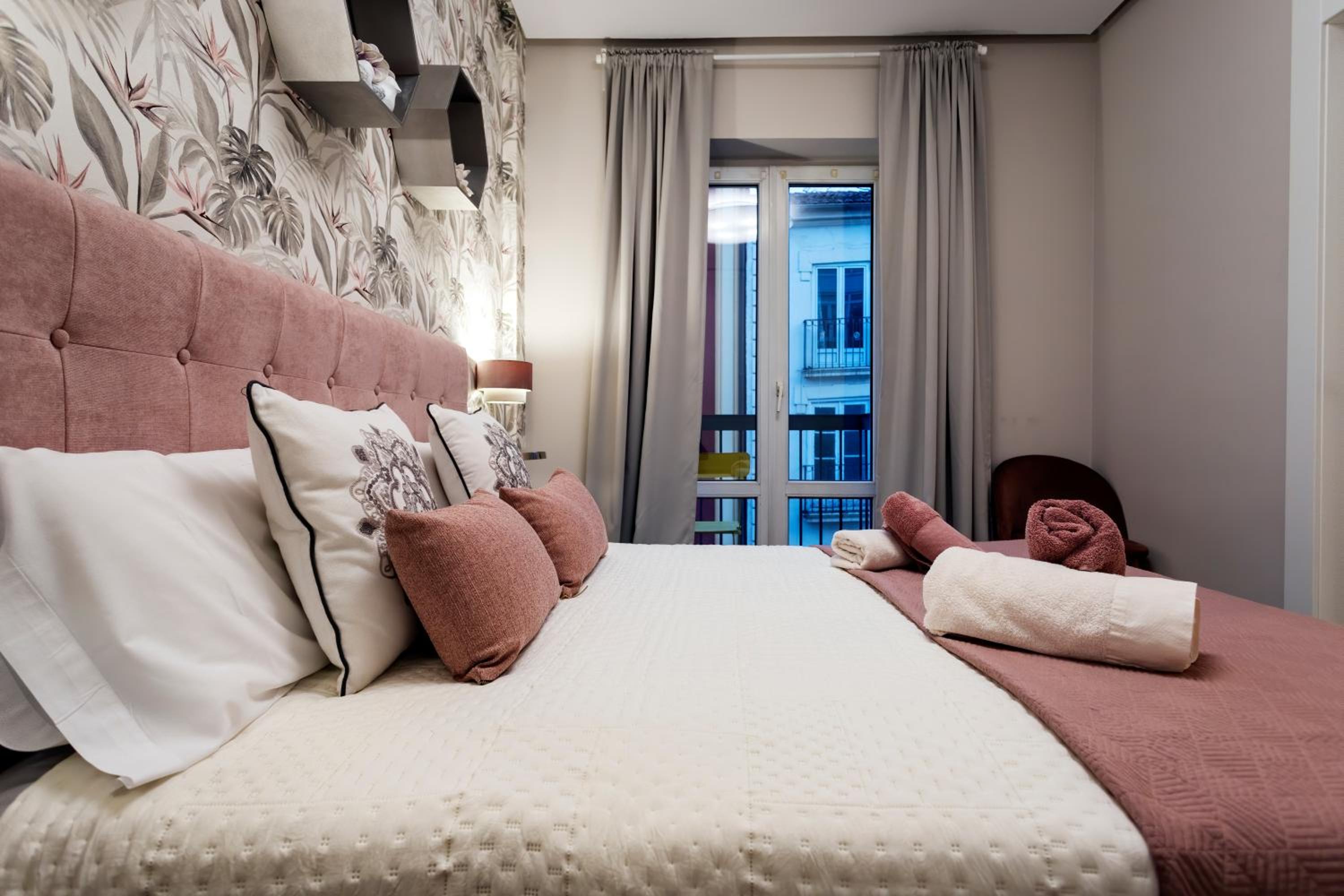 Two-Bedroom Apartment - Photo 10