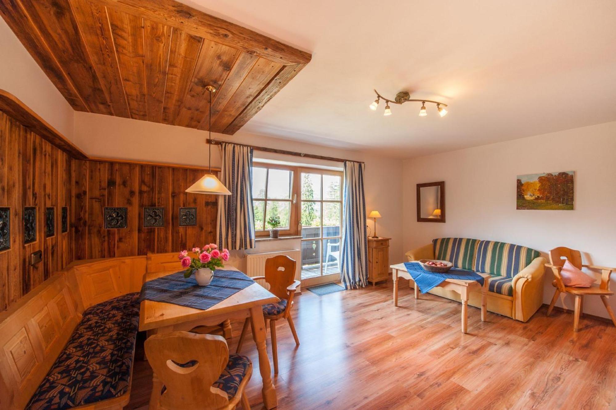 Two-Bedroom Apartment (4 Adults)