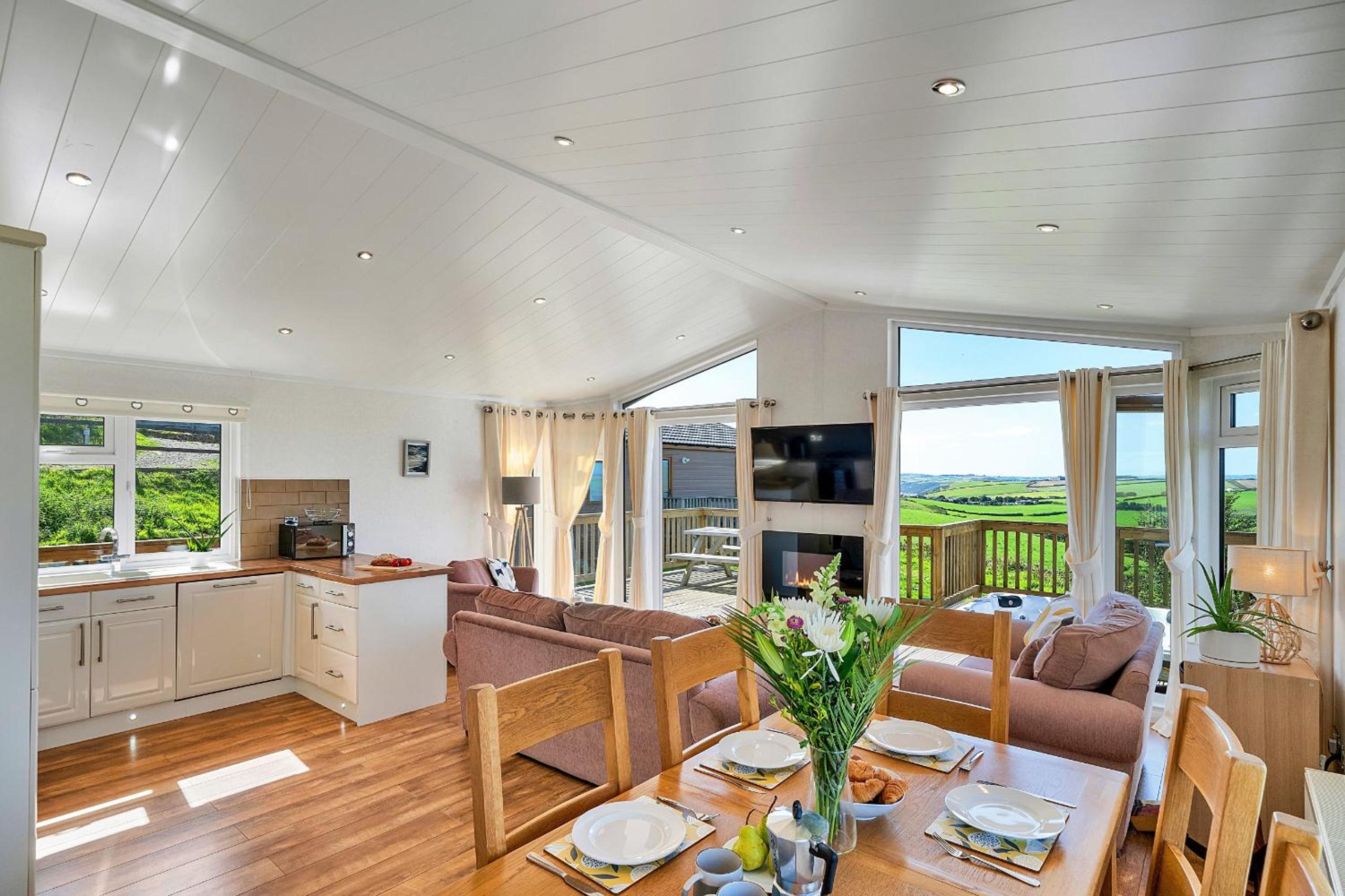 Three-Bedroom Chalet photo 3