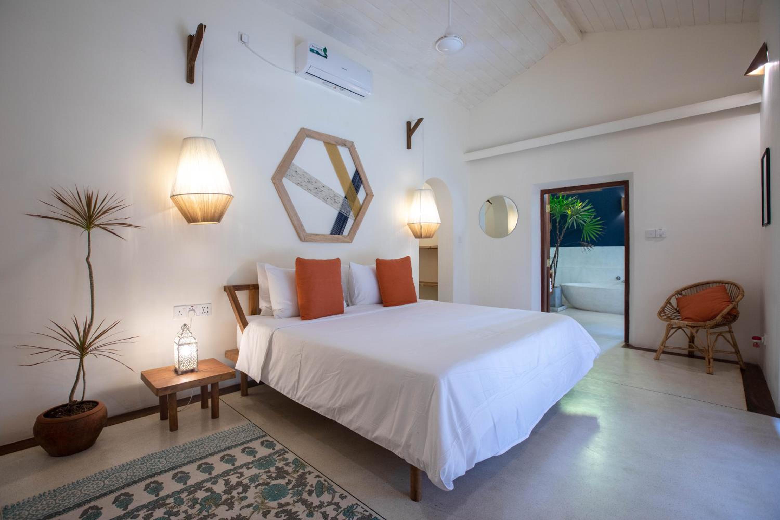 King Room with Spa Bath