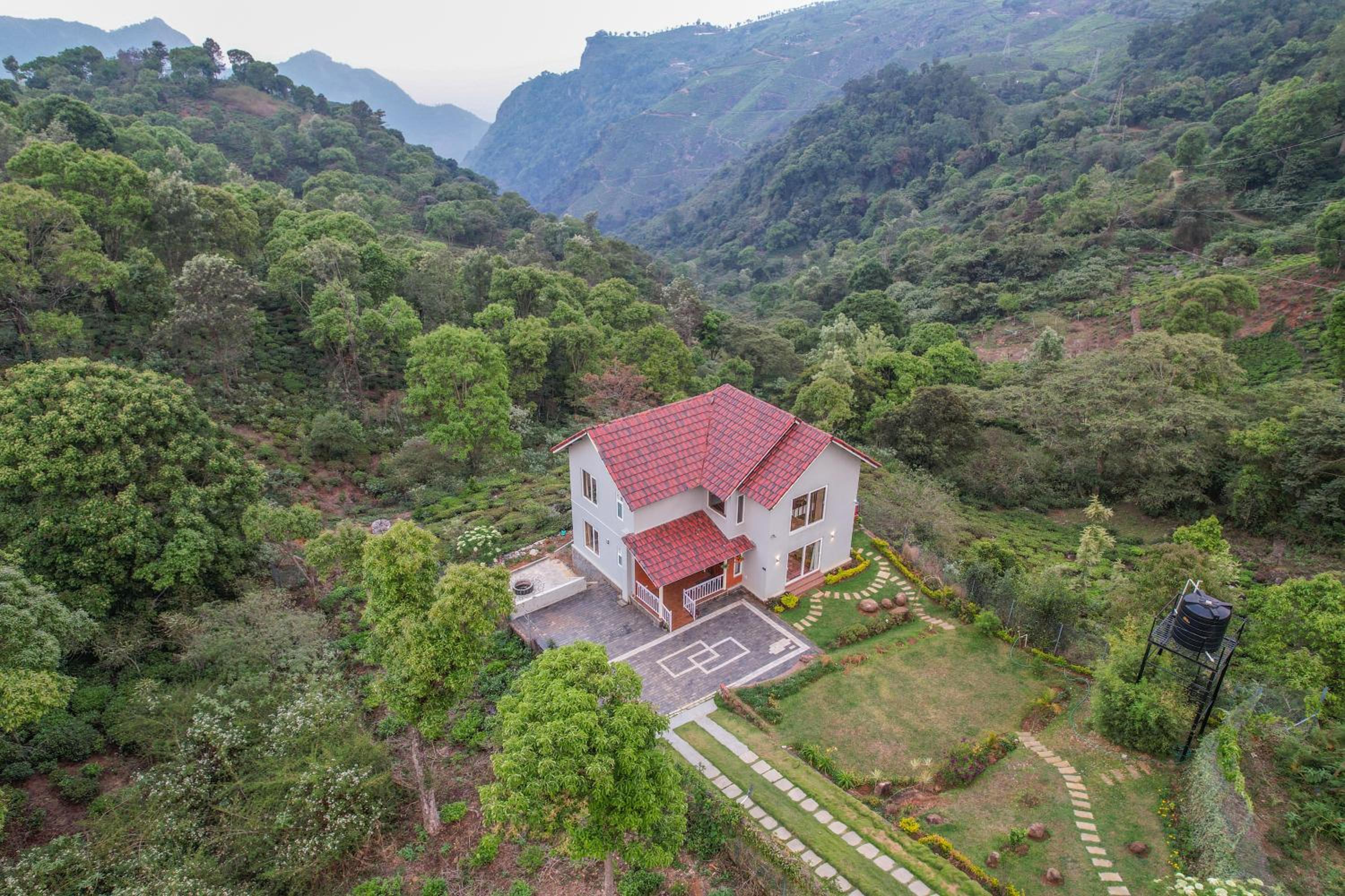 Villa photo 2