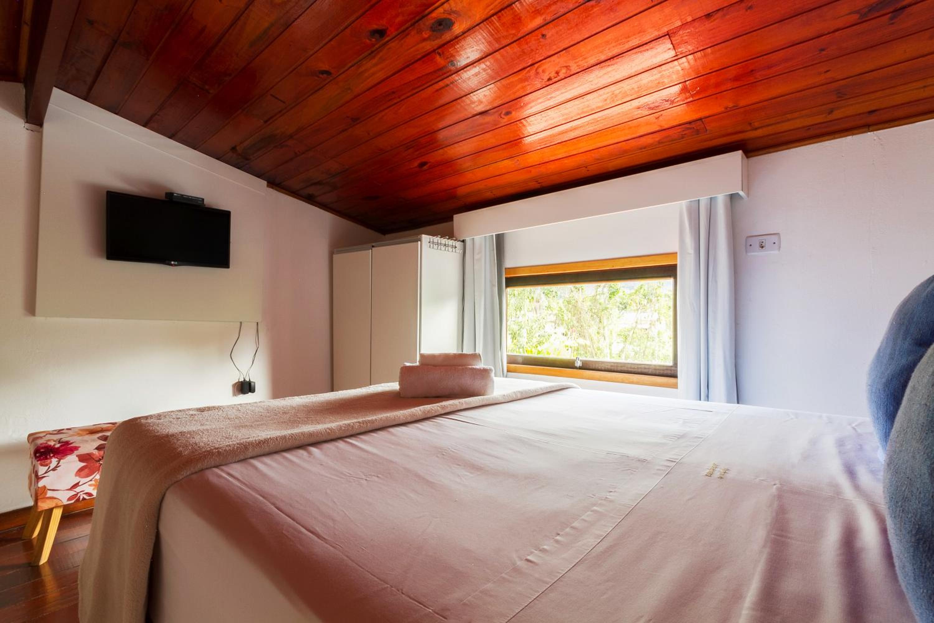 Family Suite with Balcony photo 2