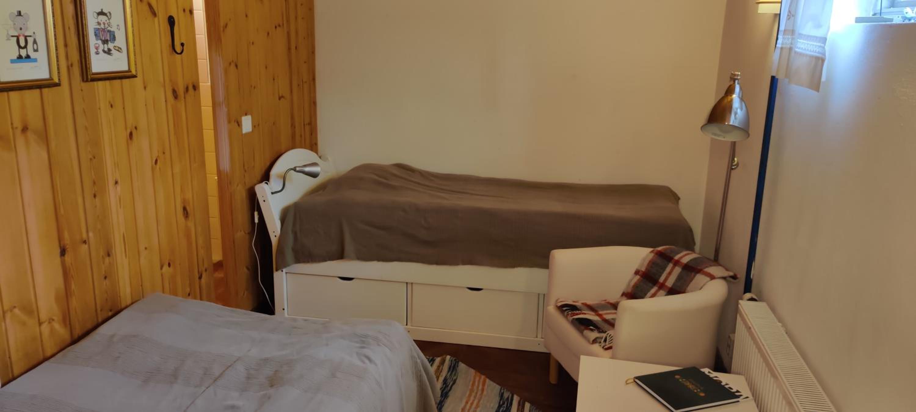 One-Bedroom Apartment photo 1
