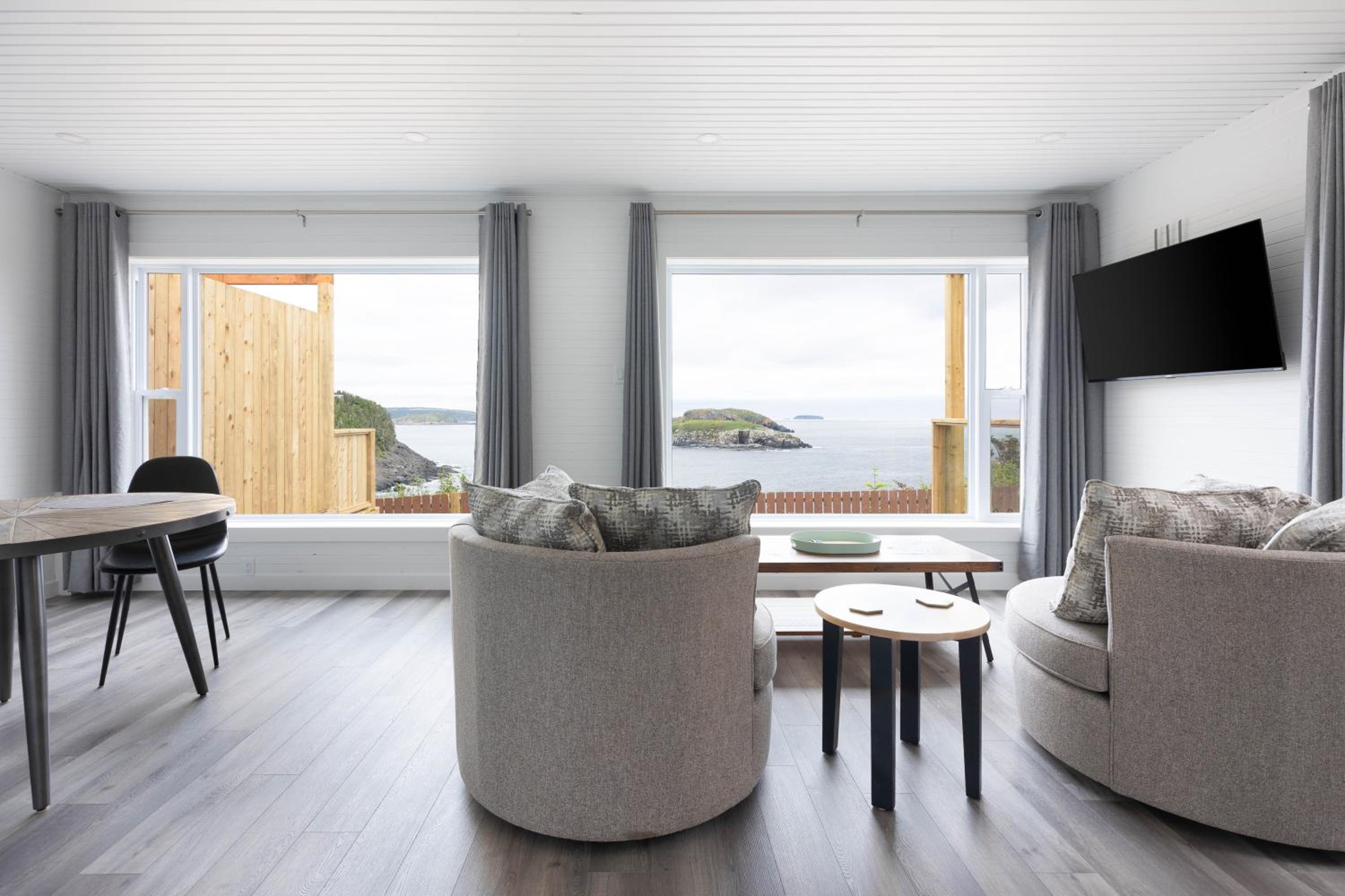 Villa with Sea View photo 2