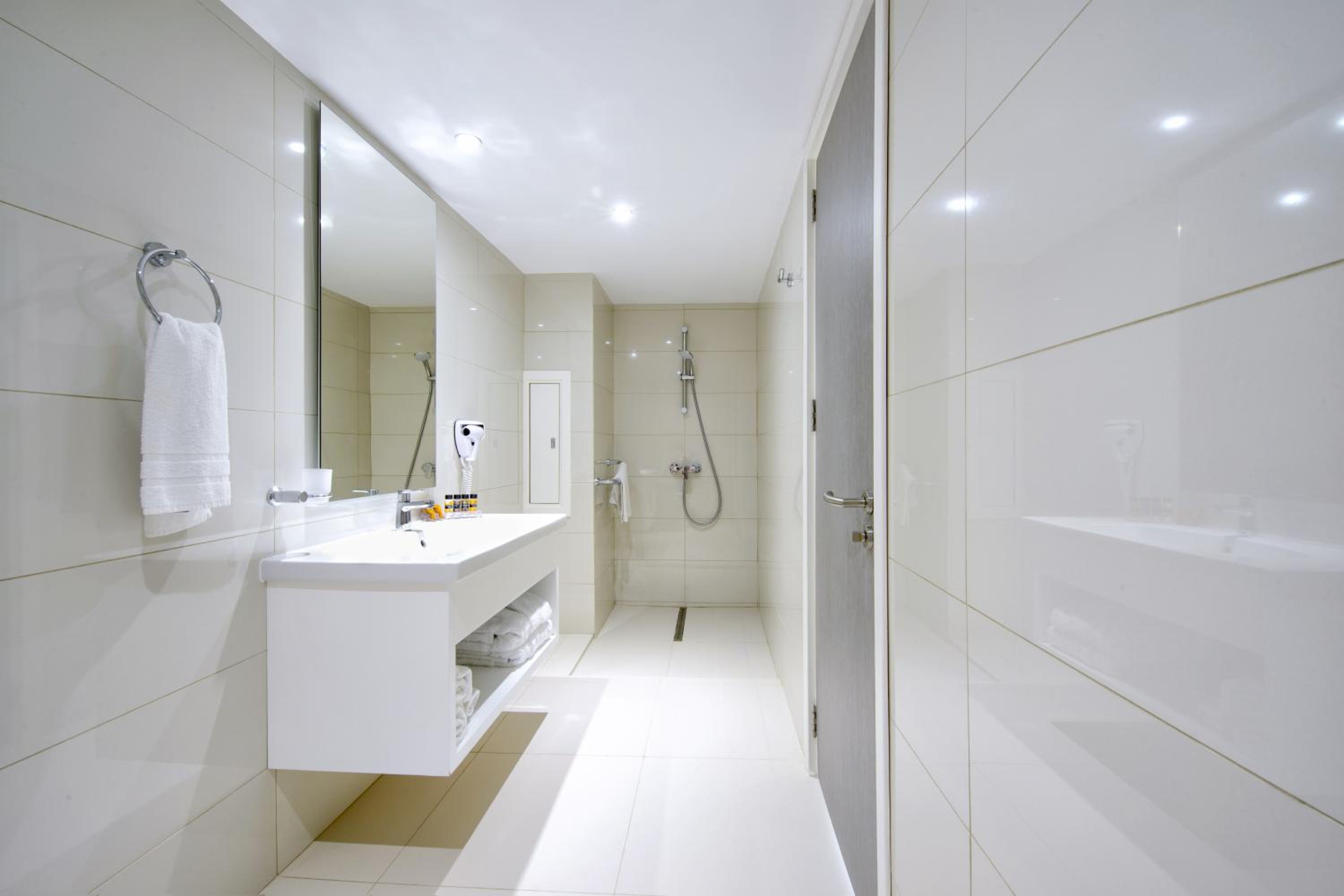 Double or Twin Room with Inland View photo 2