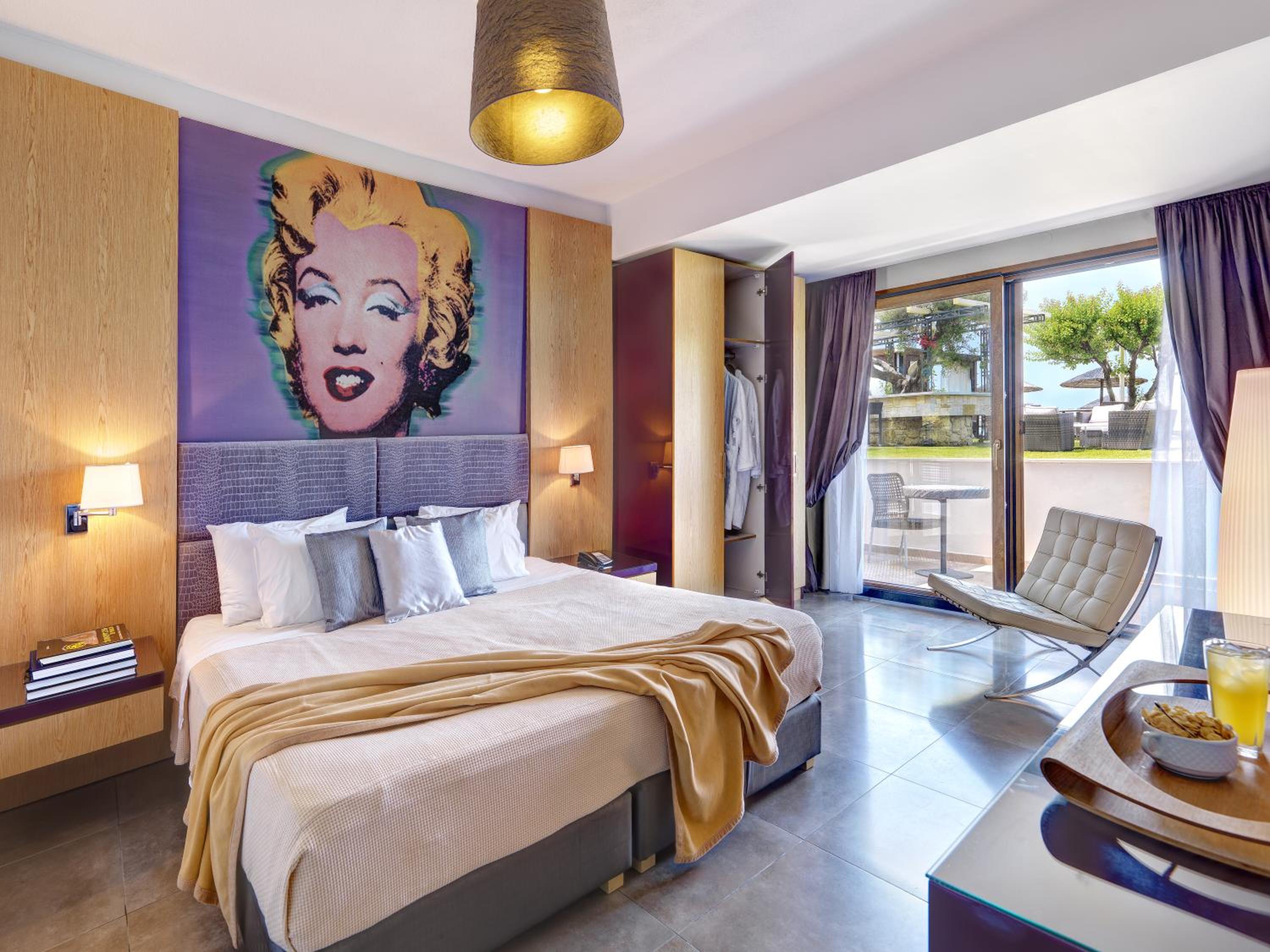 Deluxe Double Room - Beach Front - Photo 6