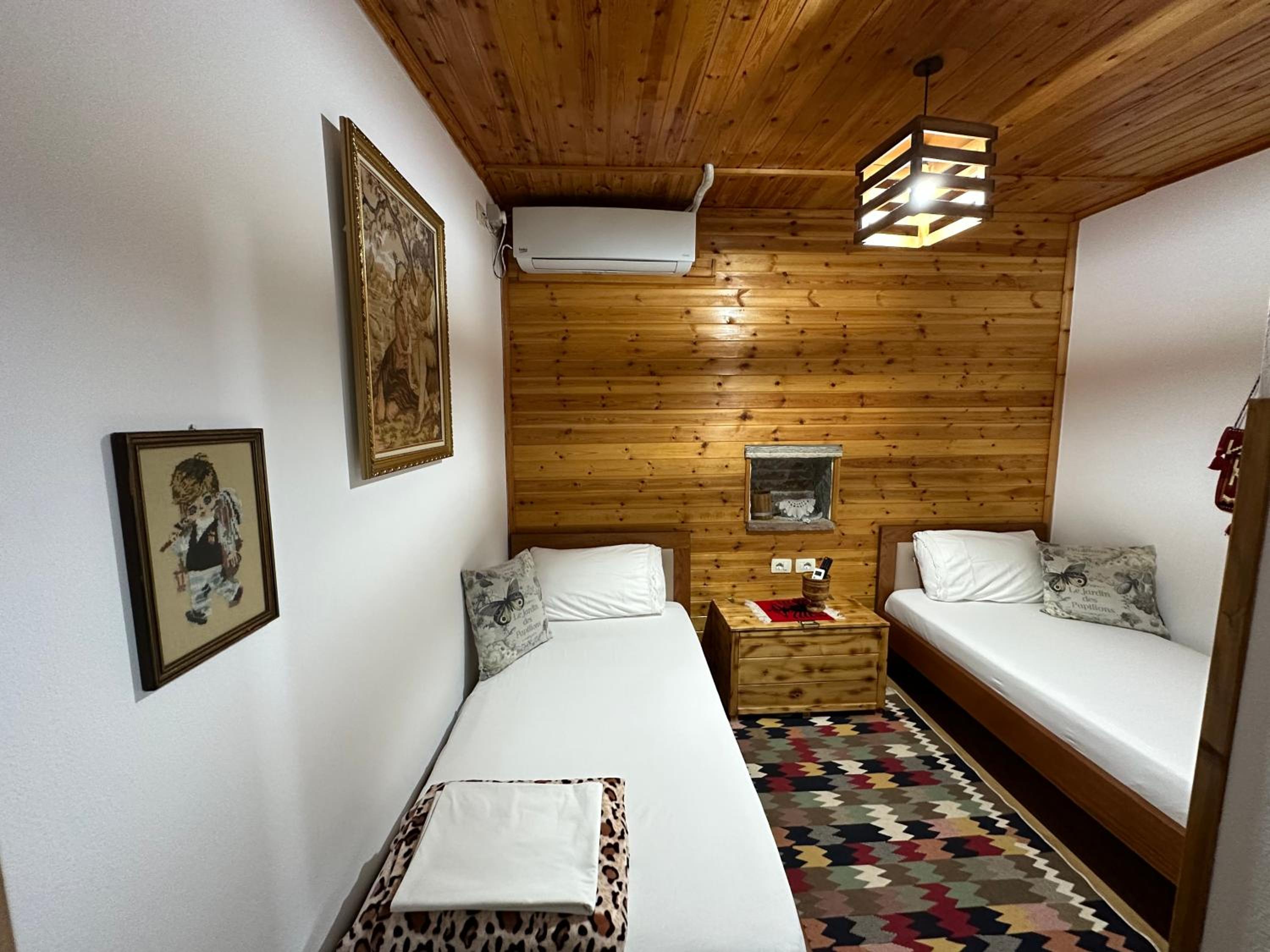 Twin Room with Mountain View photo 2