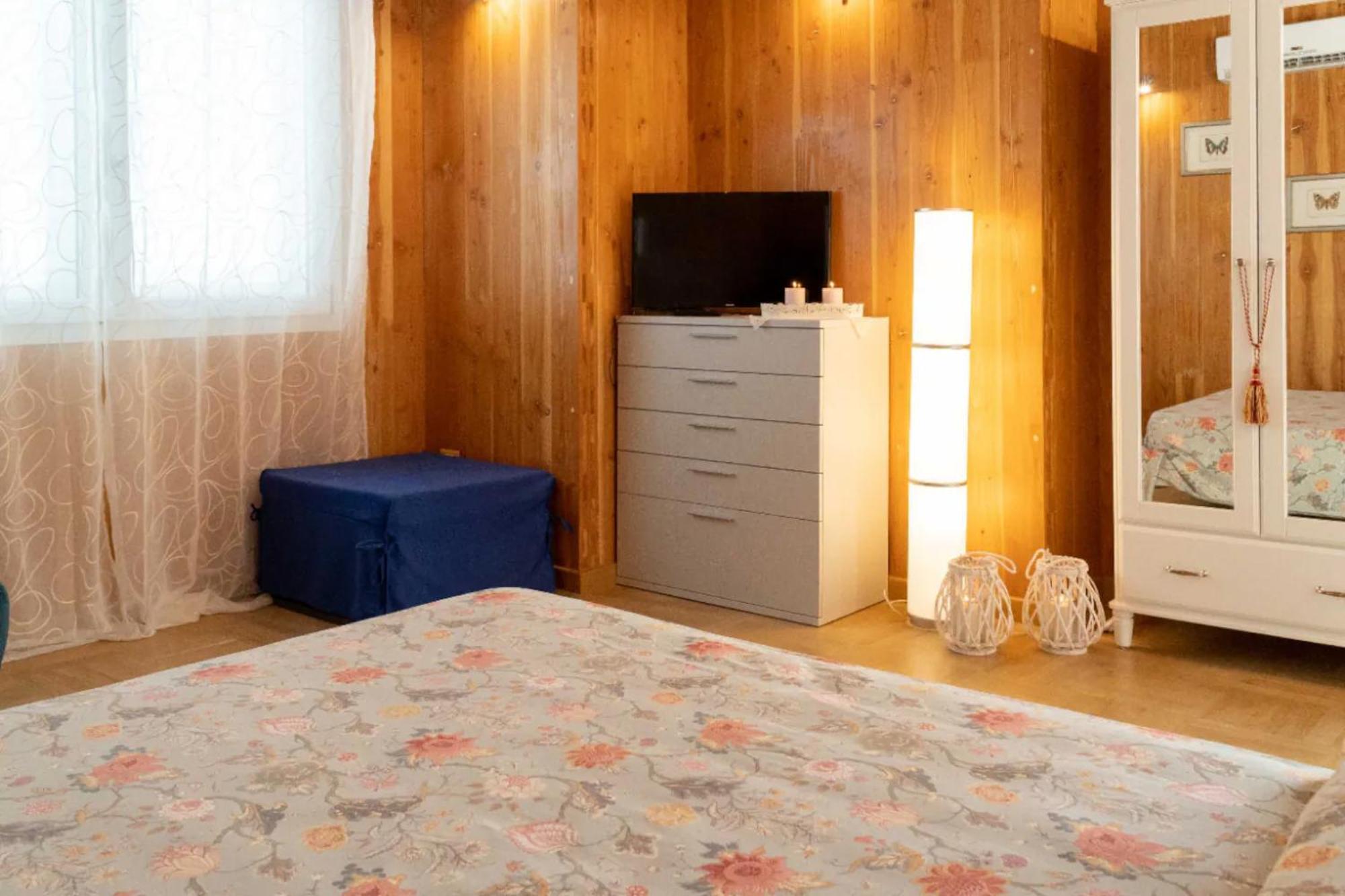 One-Bedroom House photo 3