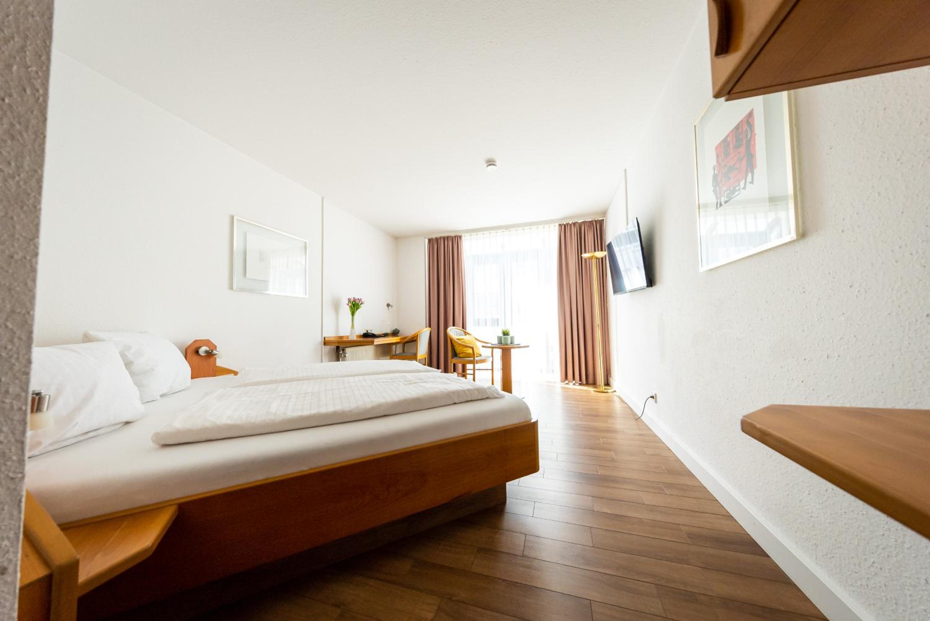 Double Room - Photo 4
