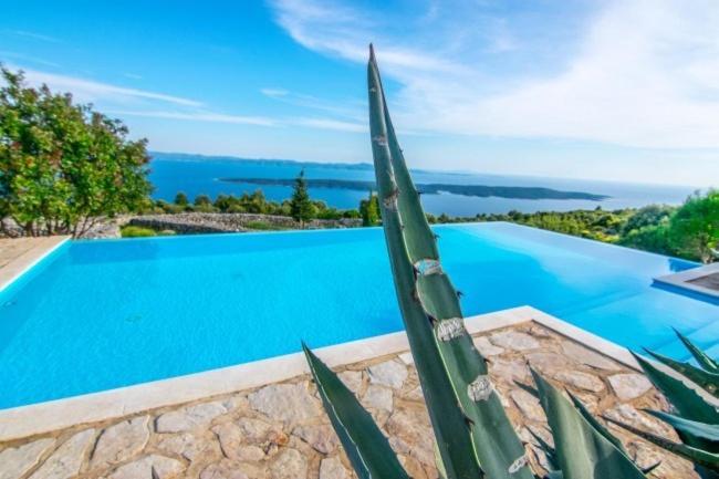 Villa with Sea View photo 2