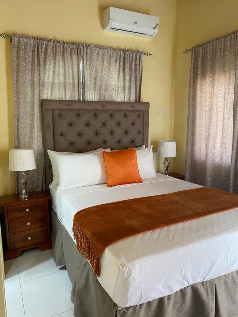 Habitación Doble con Balcón (2 adultos + 1 niño)