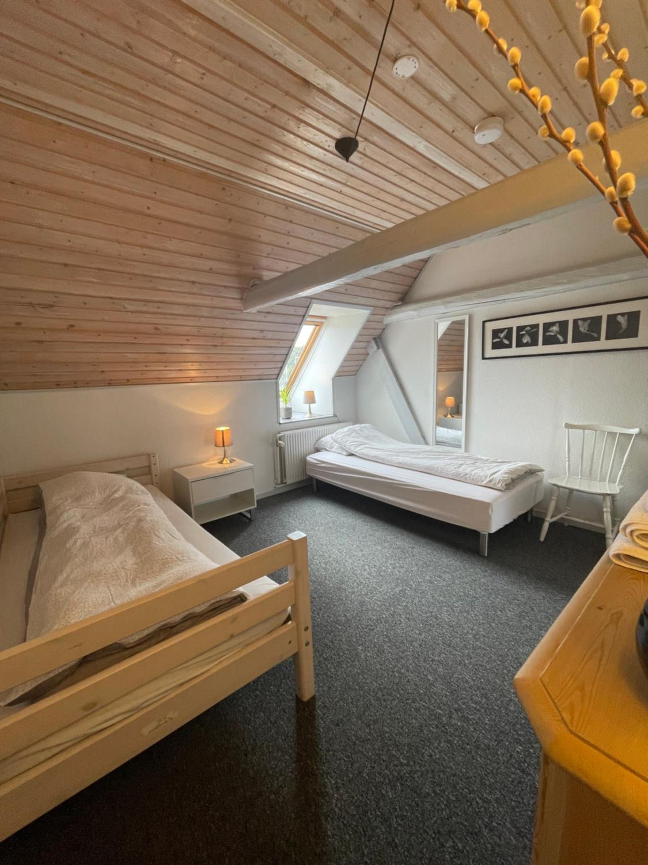 Triple Room with Shared Bathroom photo 2