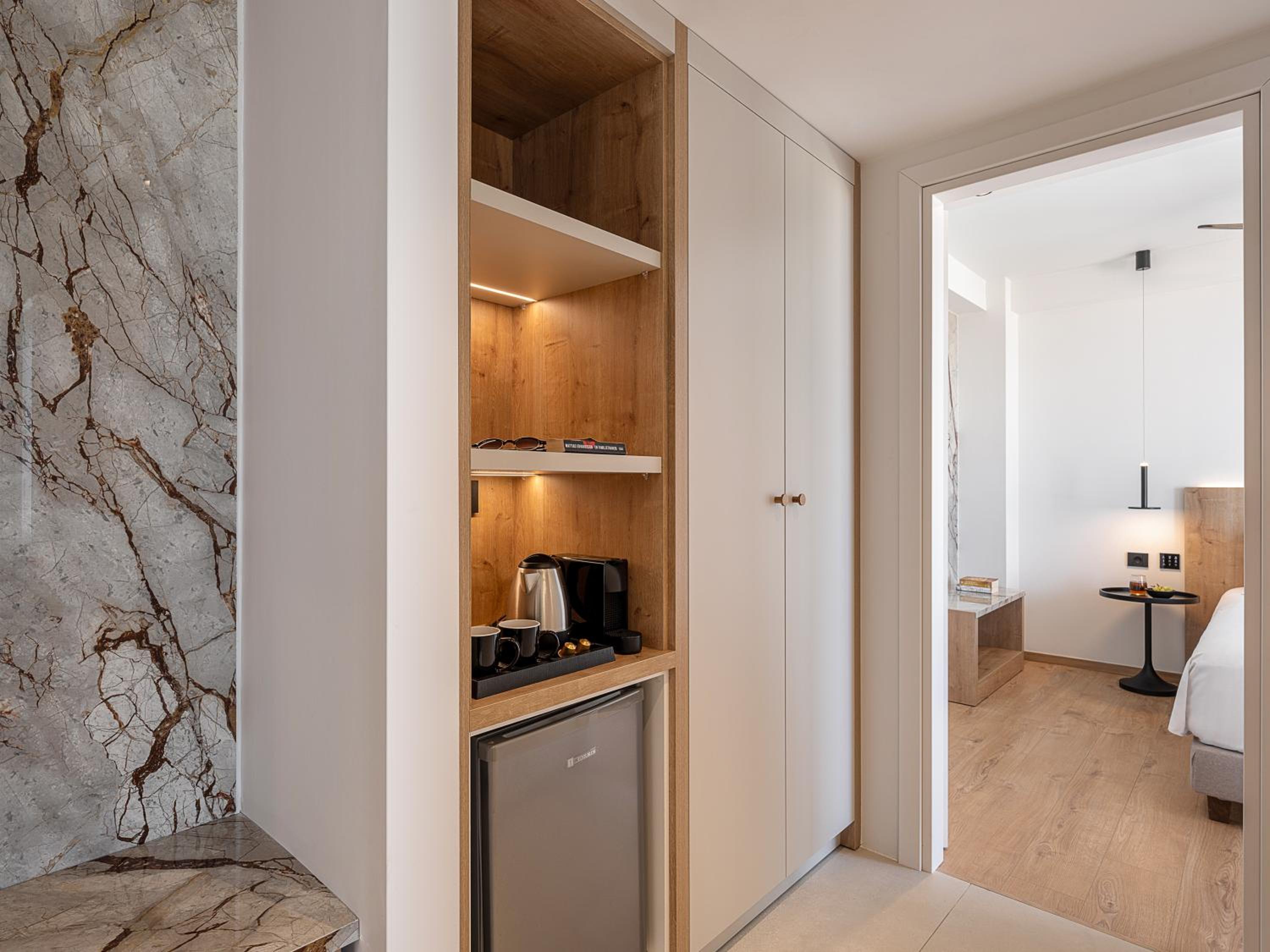 Superior Suite with Sea View photo 2