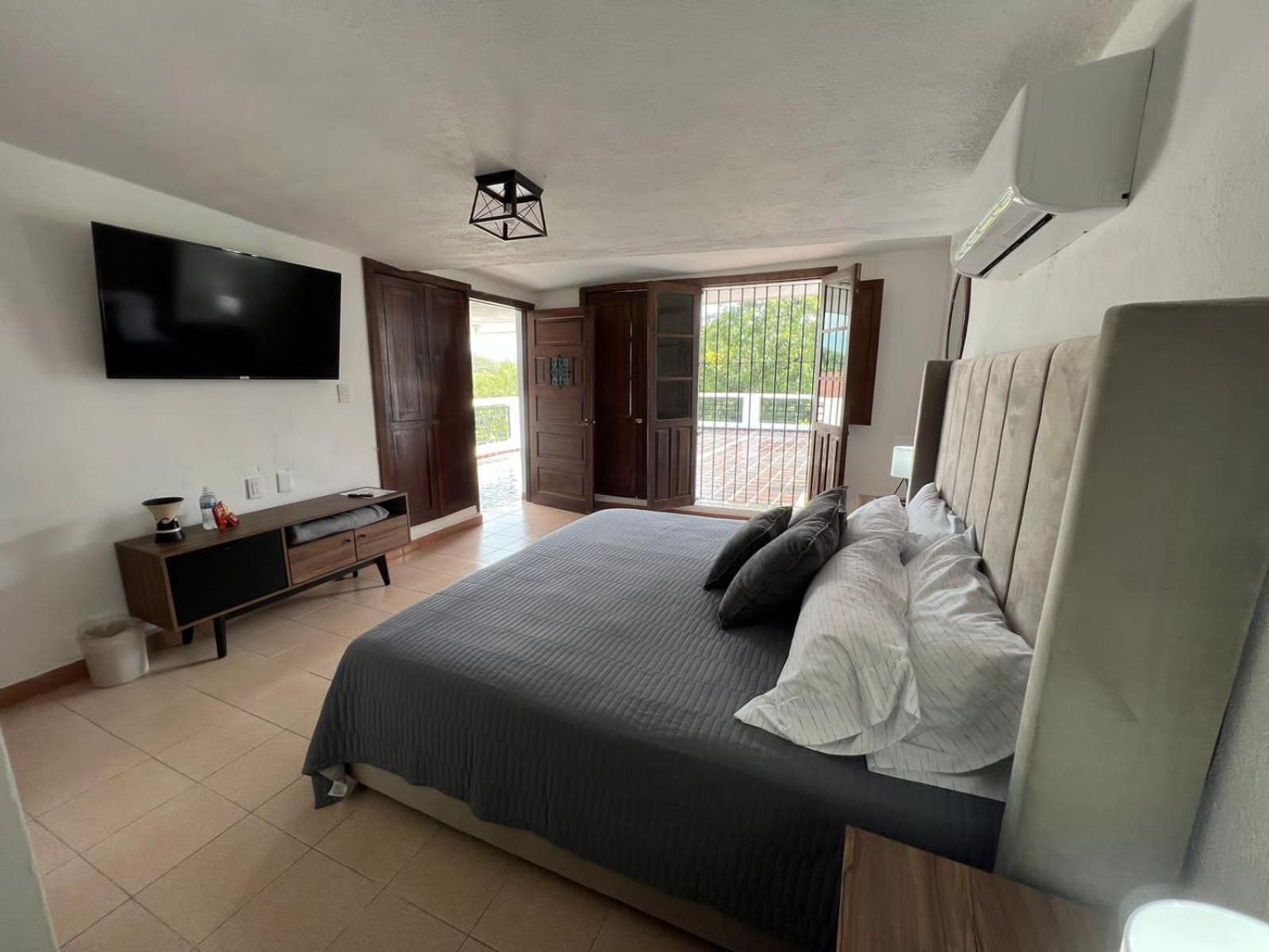 Deluxe Queen Room photo 1