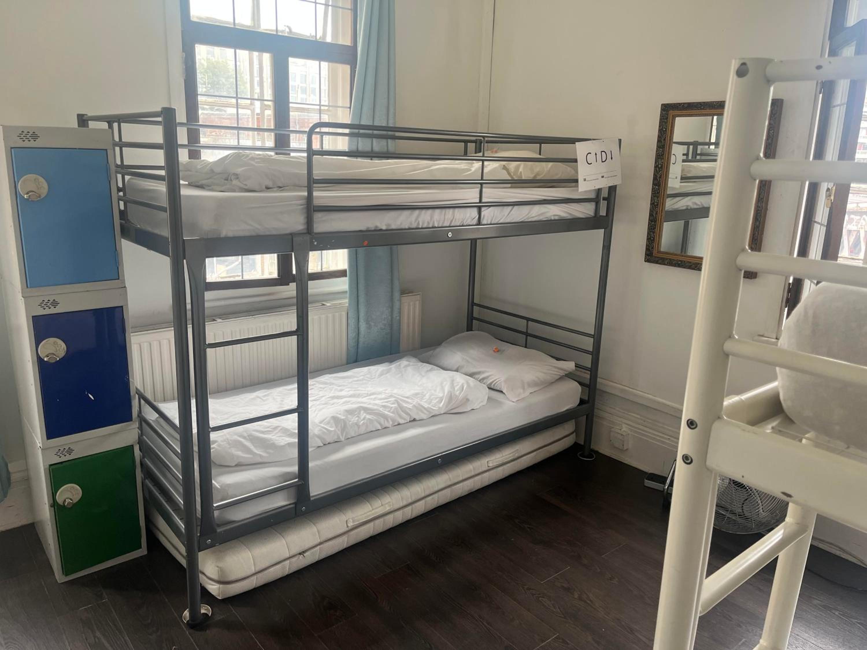 Bed in 6-Bed Female Dormitory Room photo 1