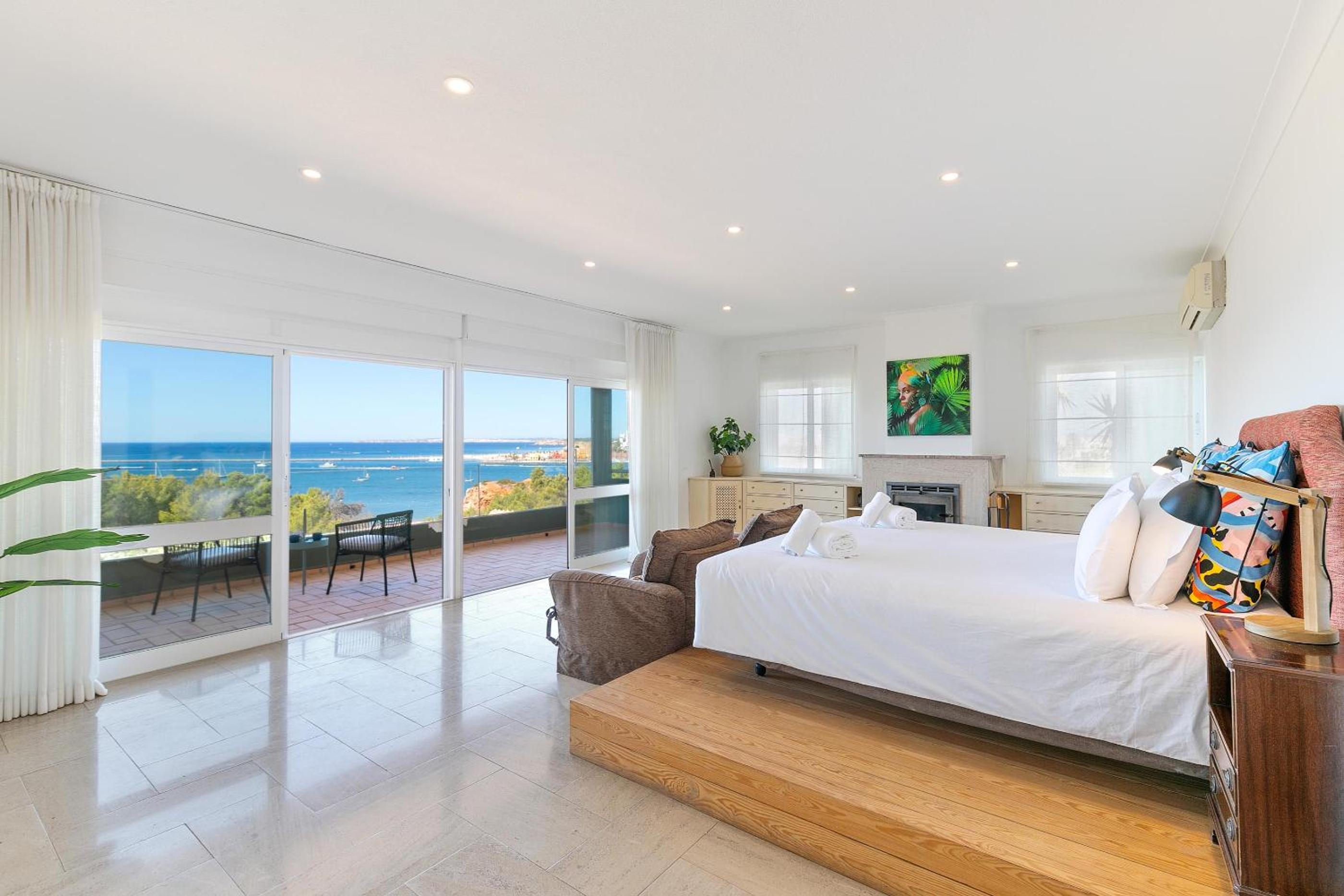 Villa With Sea View photo 1