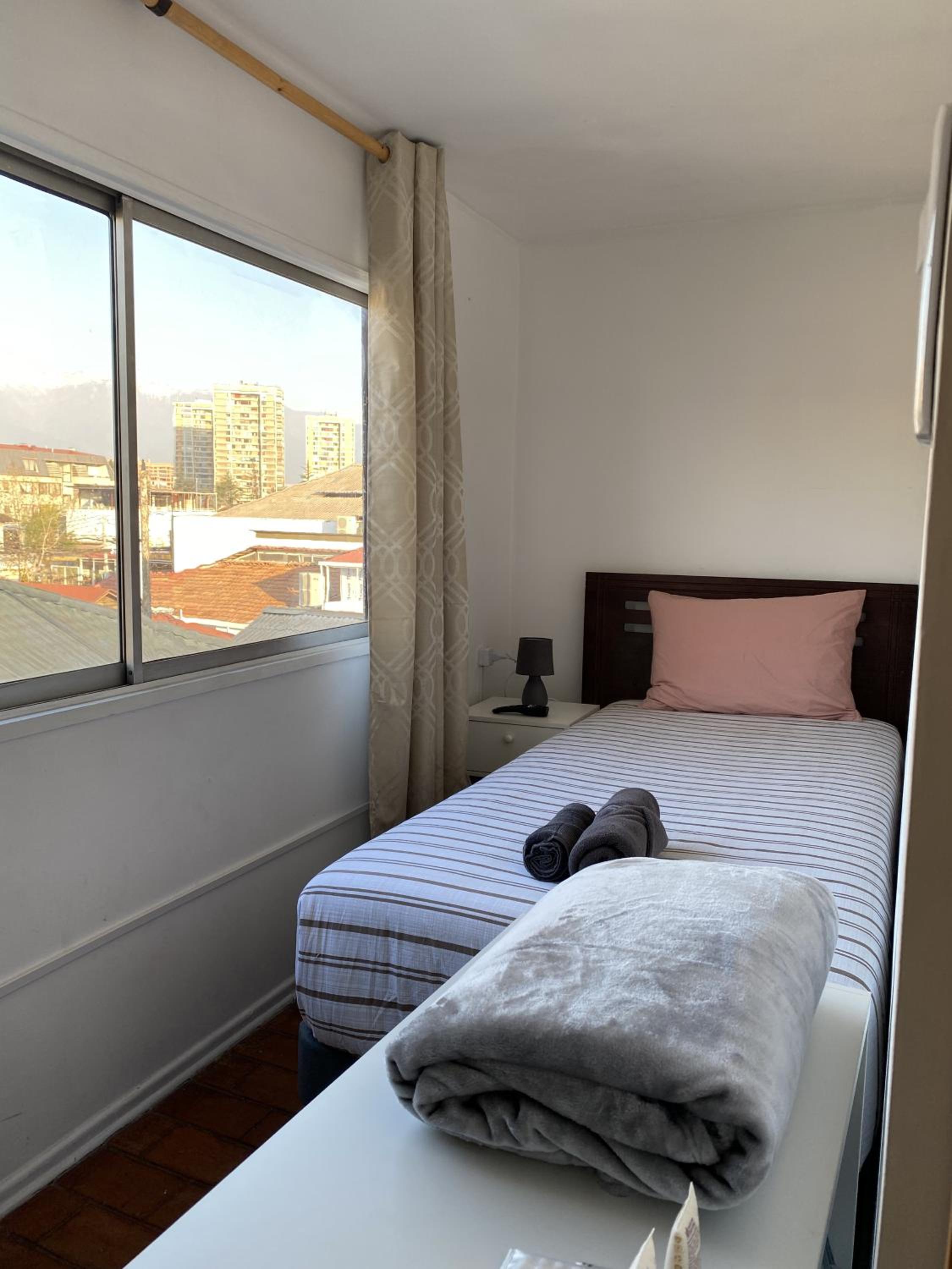 Small Single Room photo 1