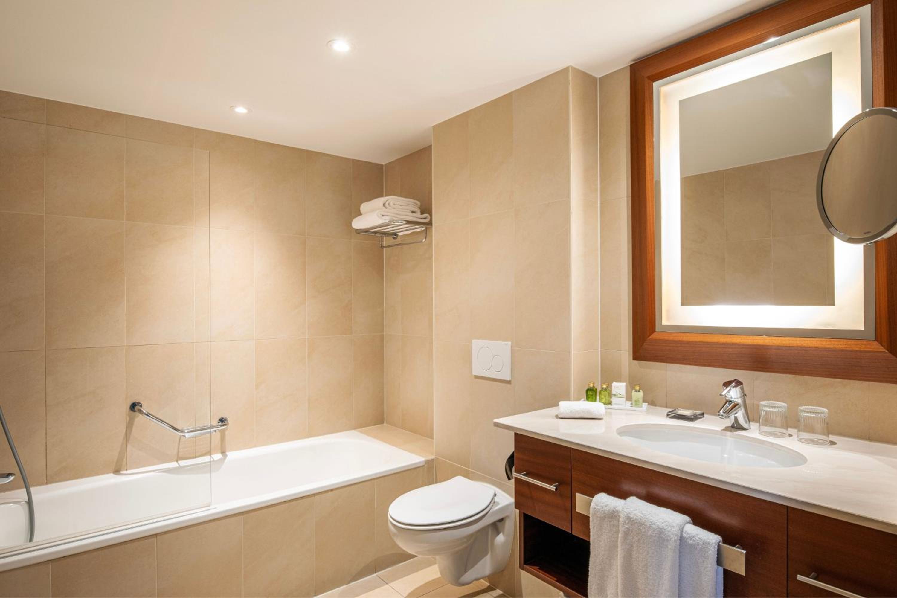 Executive Room, 1 King photo 3