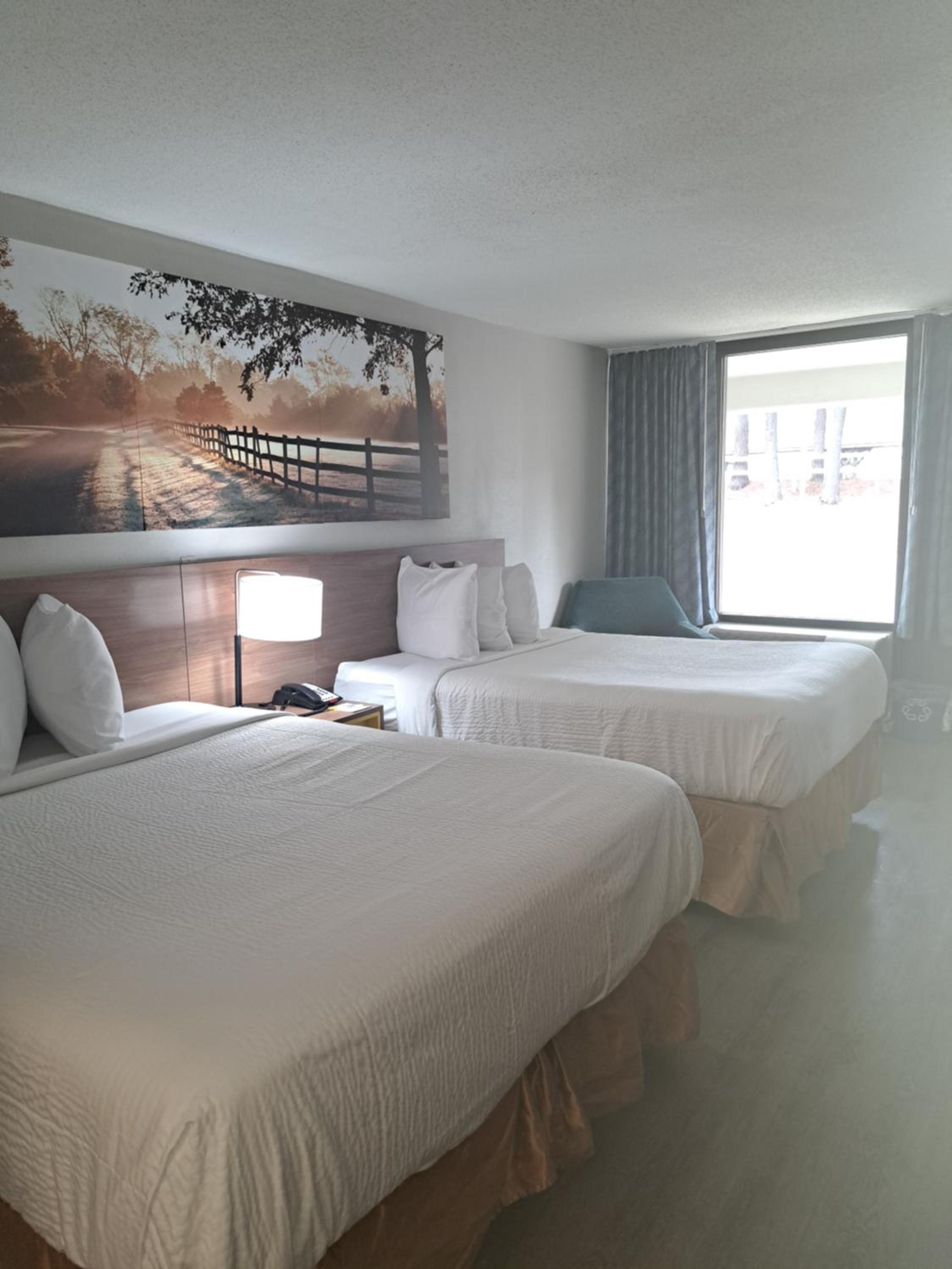 Double Room with Two Double Beds - Smoking - Photo 9