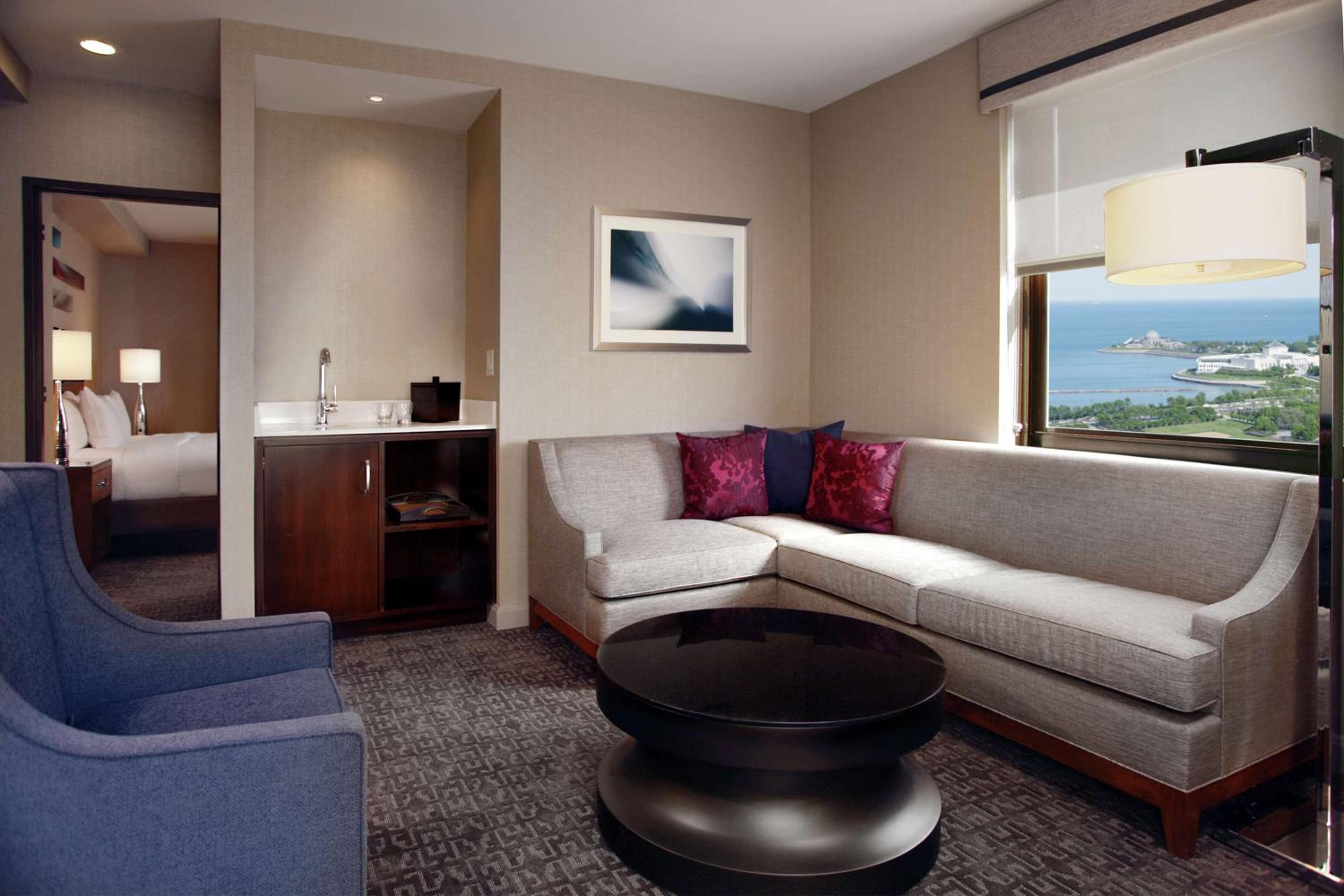 Relax in style with breathtaking views!