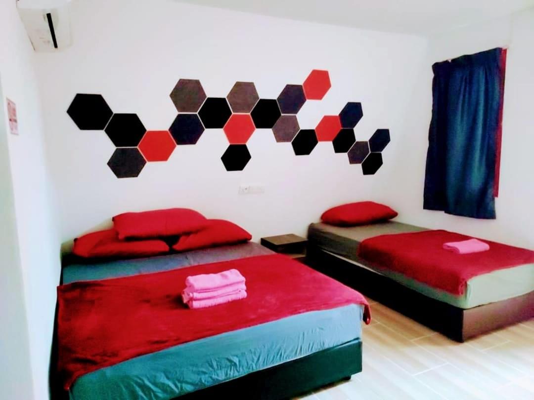Family Room photo 1