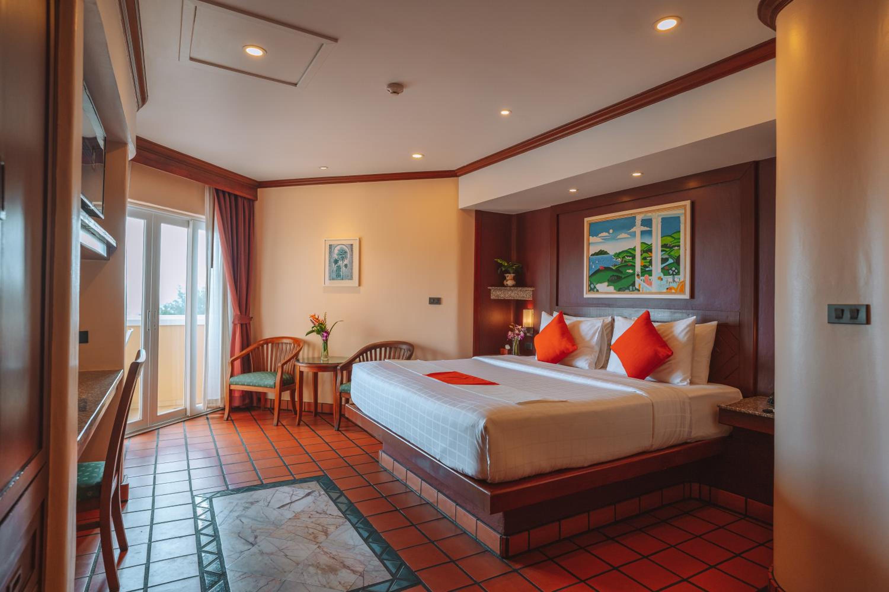 Deluxe Room - Photo 1